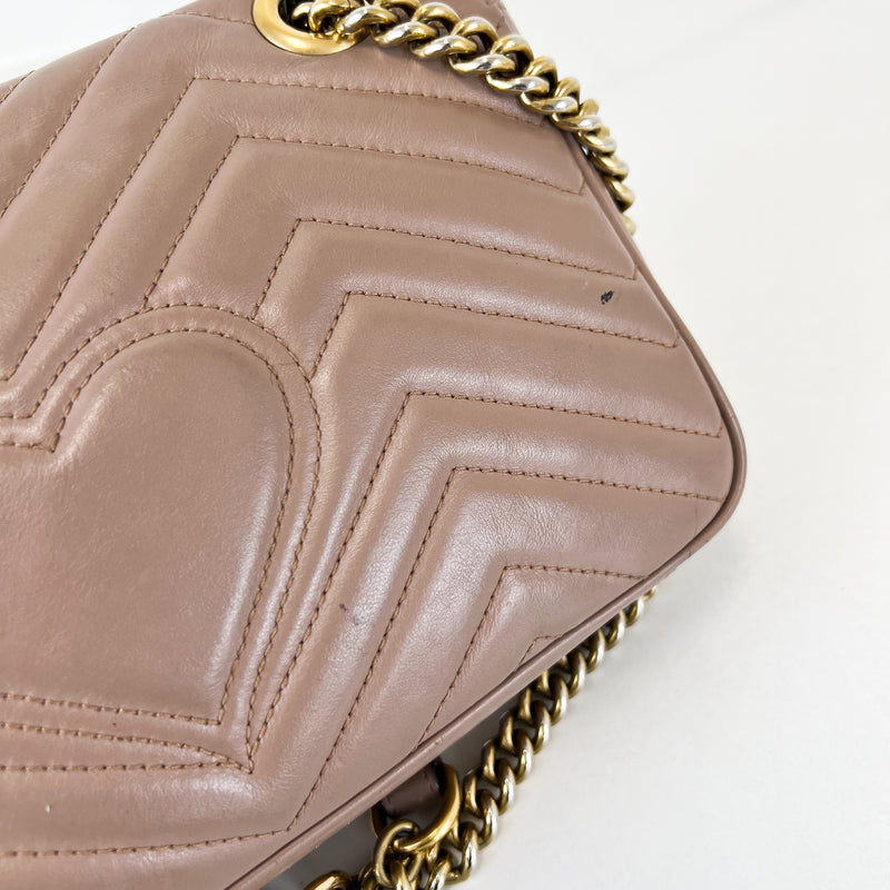 Gucci Marmont Beige Small Matelassé Shoulder Bag