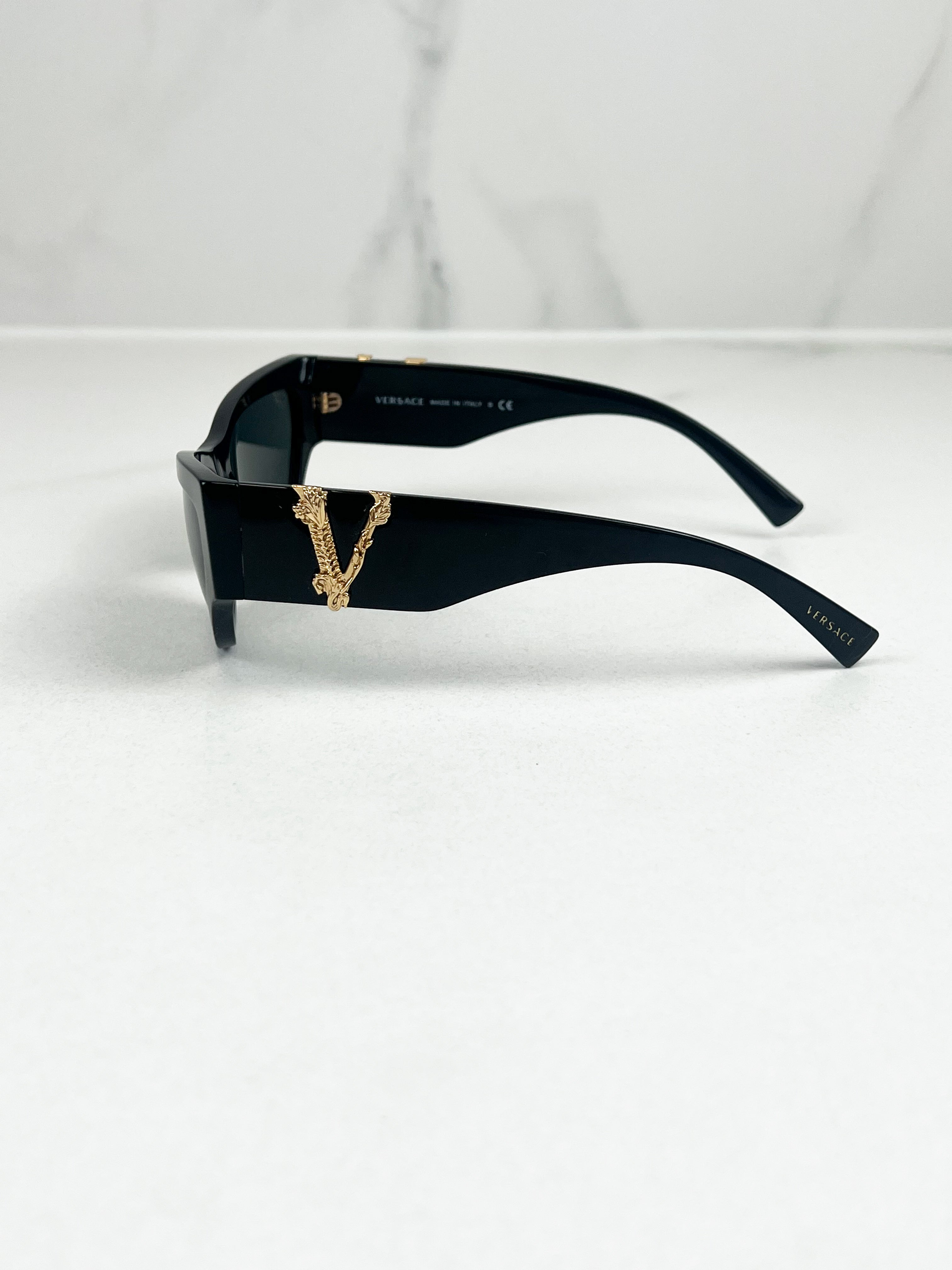 Versace Sunglasses in Black 4383