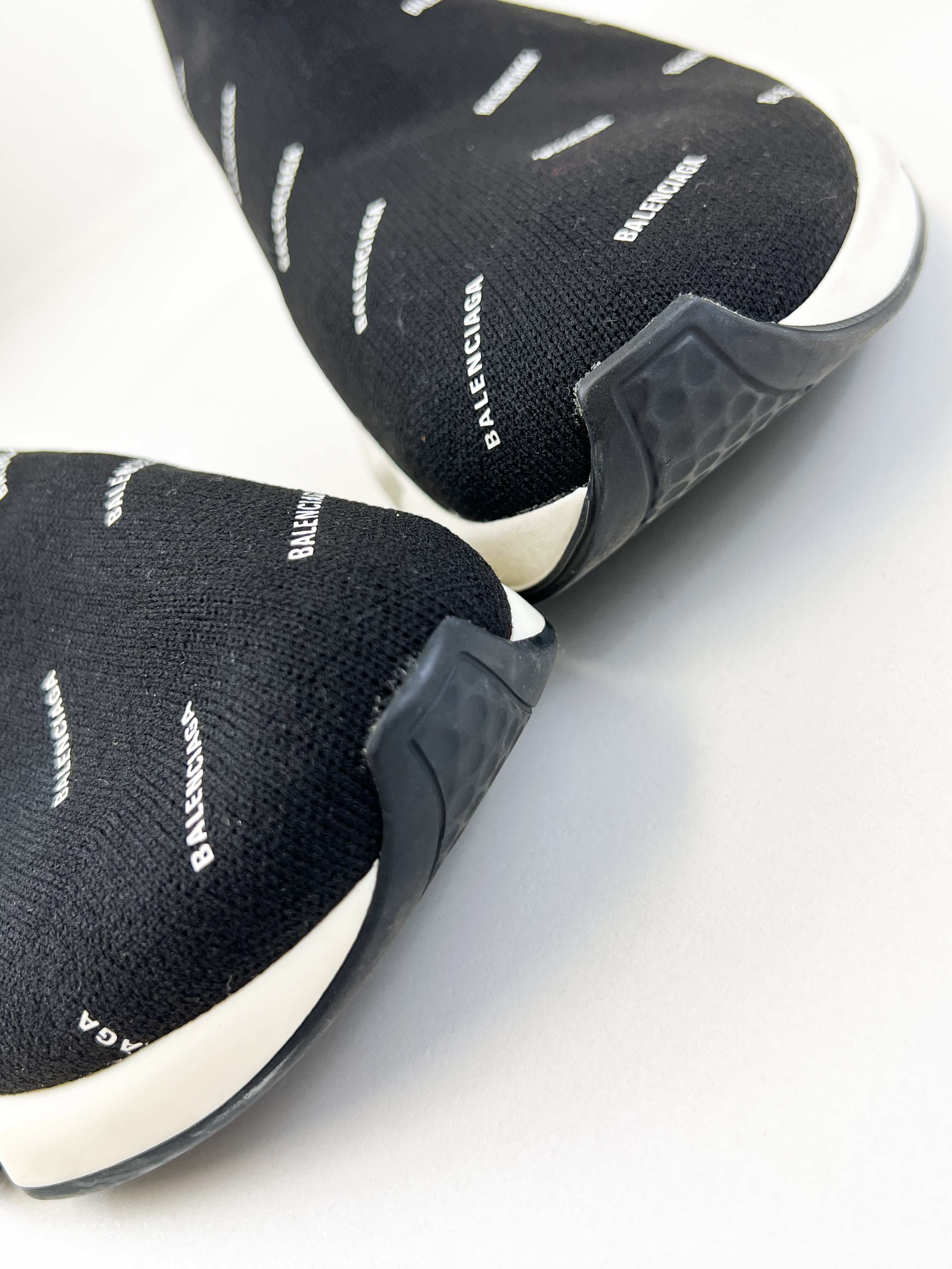 Balenciaga Logo Mens Speed Sneaker Size 9US