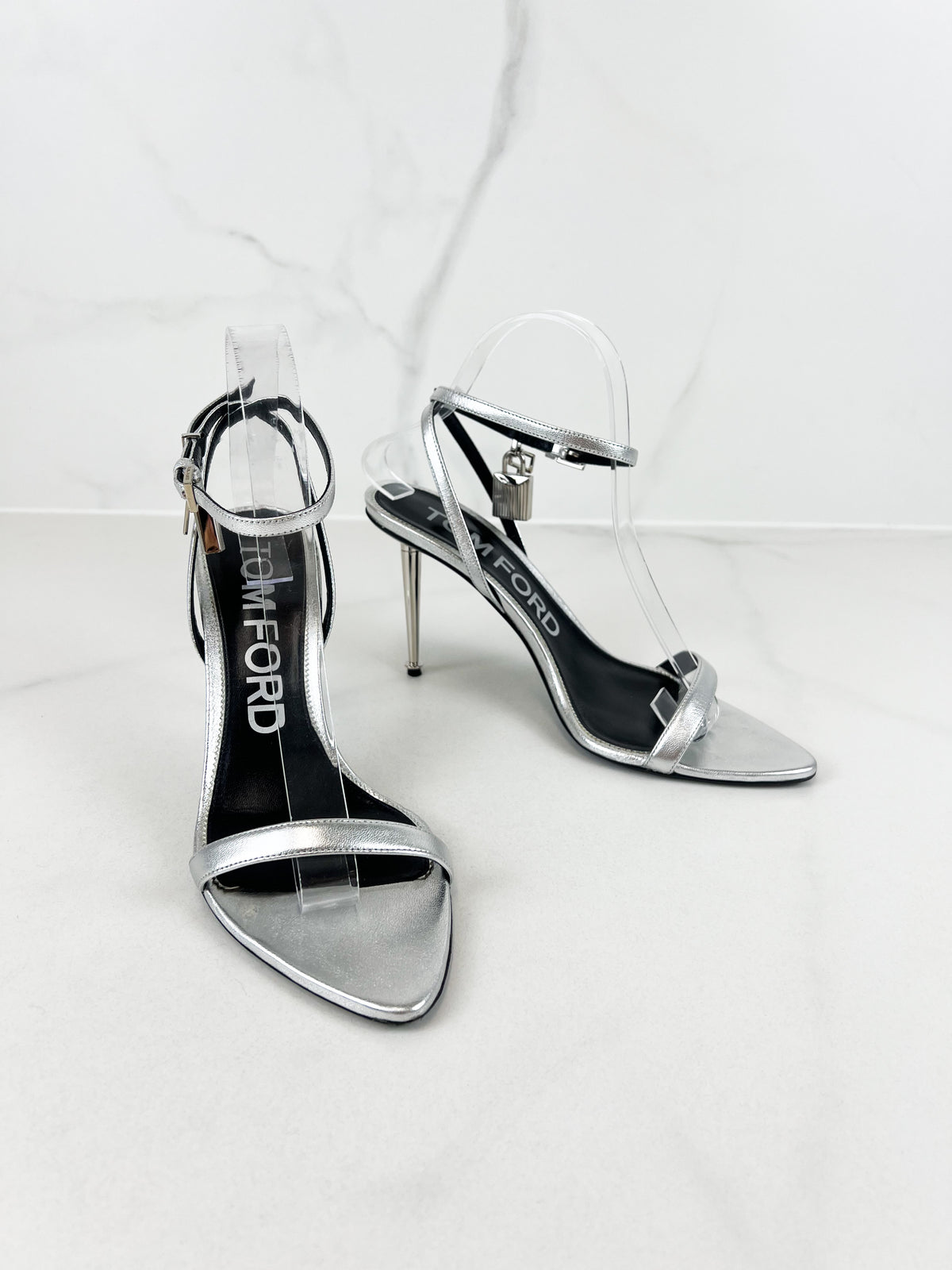 Tom Ford Leather Silver Padlock Sandal 85 Size 40
