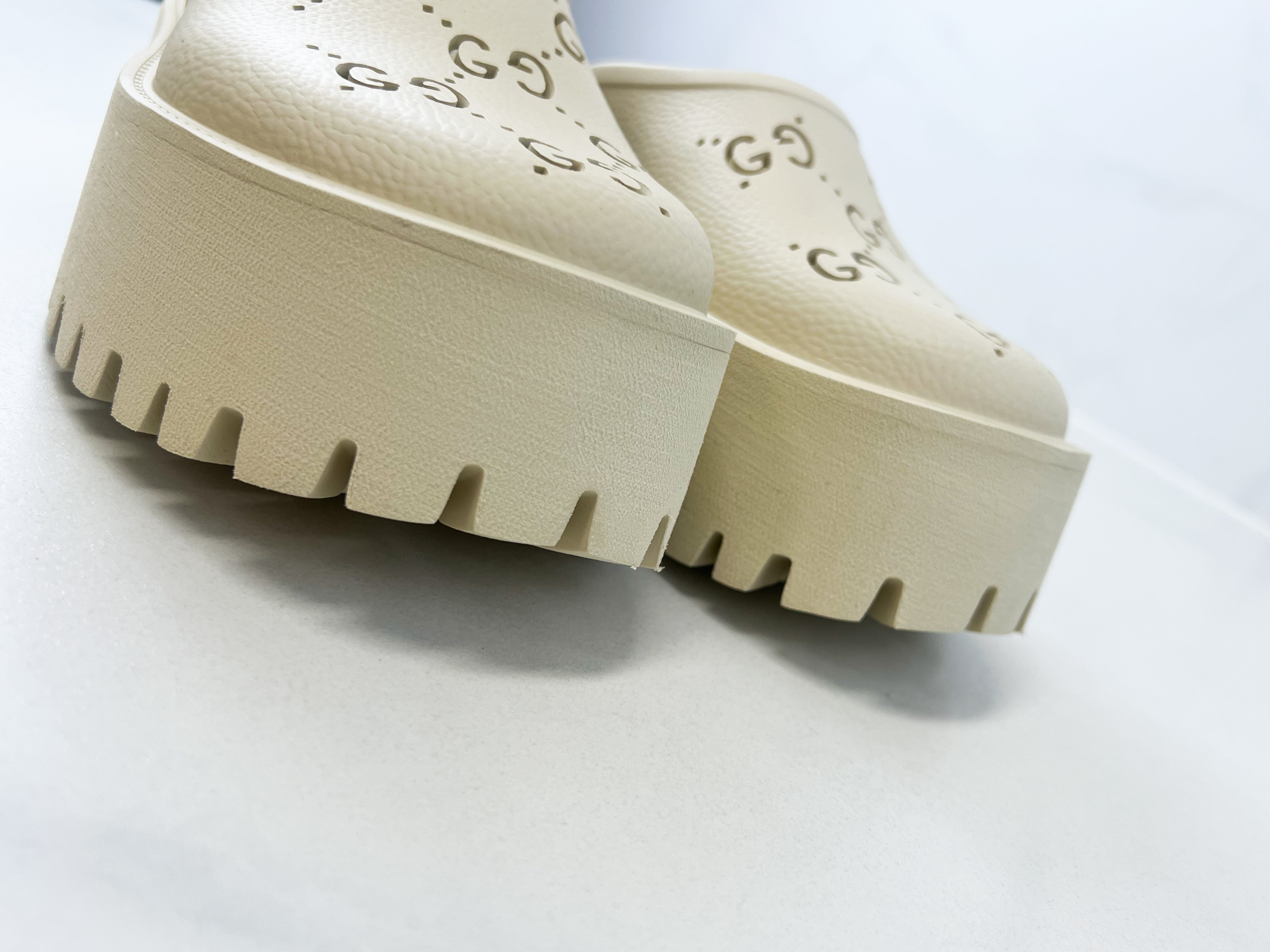 Gucci GG Rubber Platform Clog Size 37