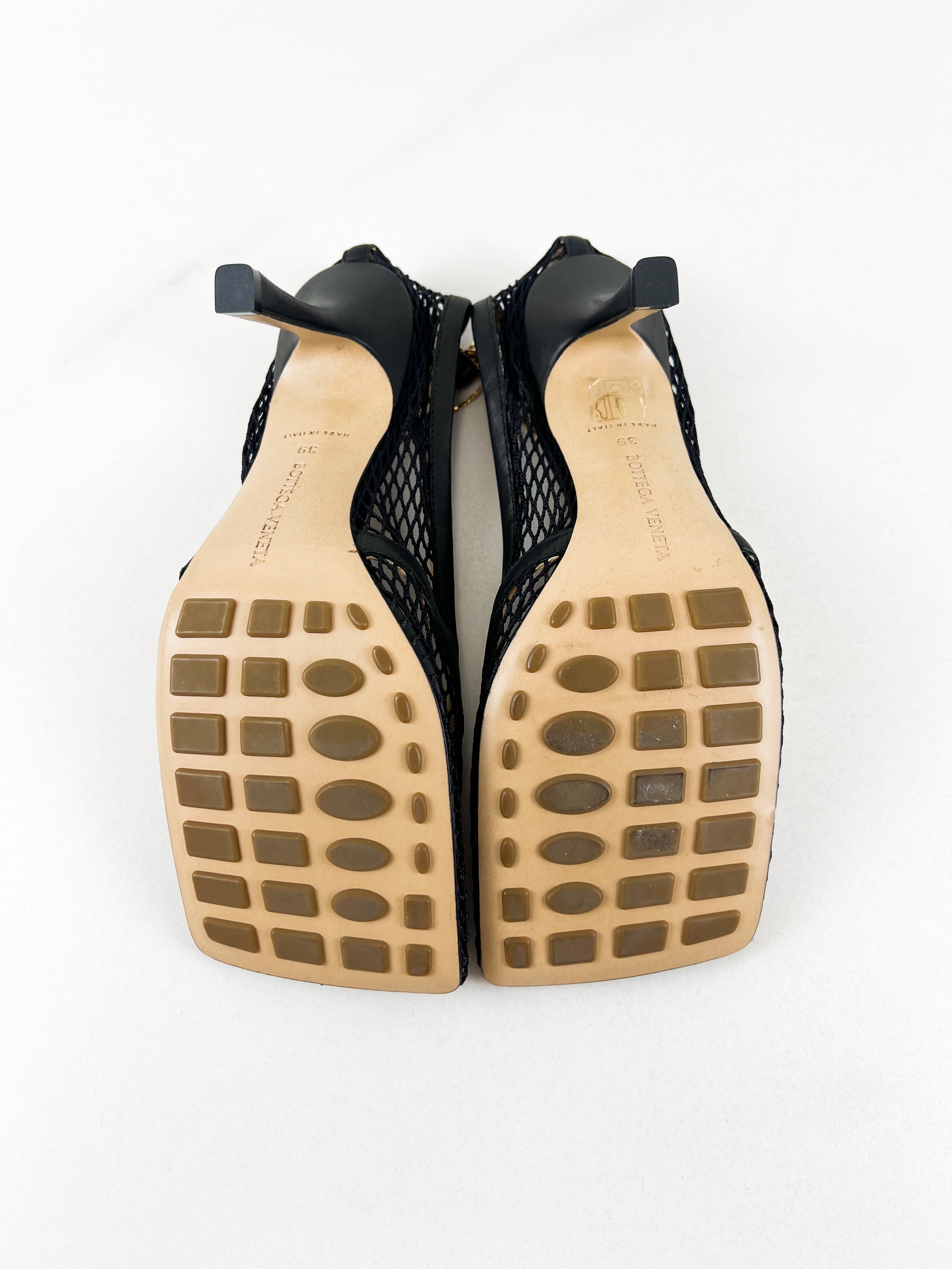 Bottega Veneta Stretch Pump Size 39