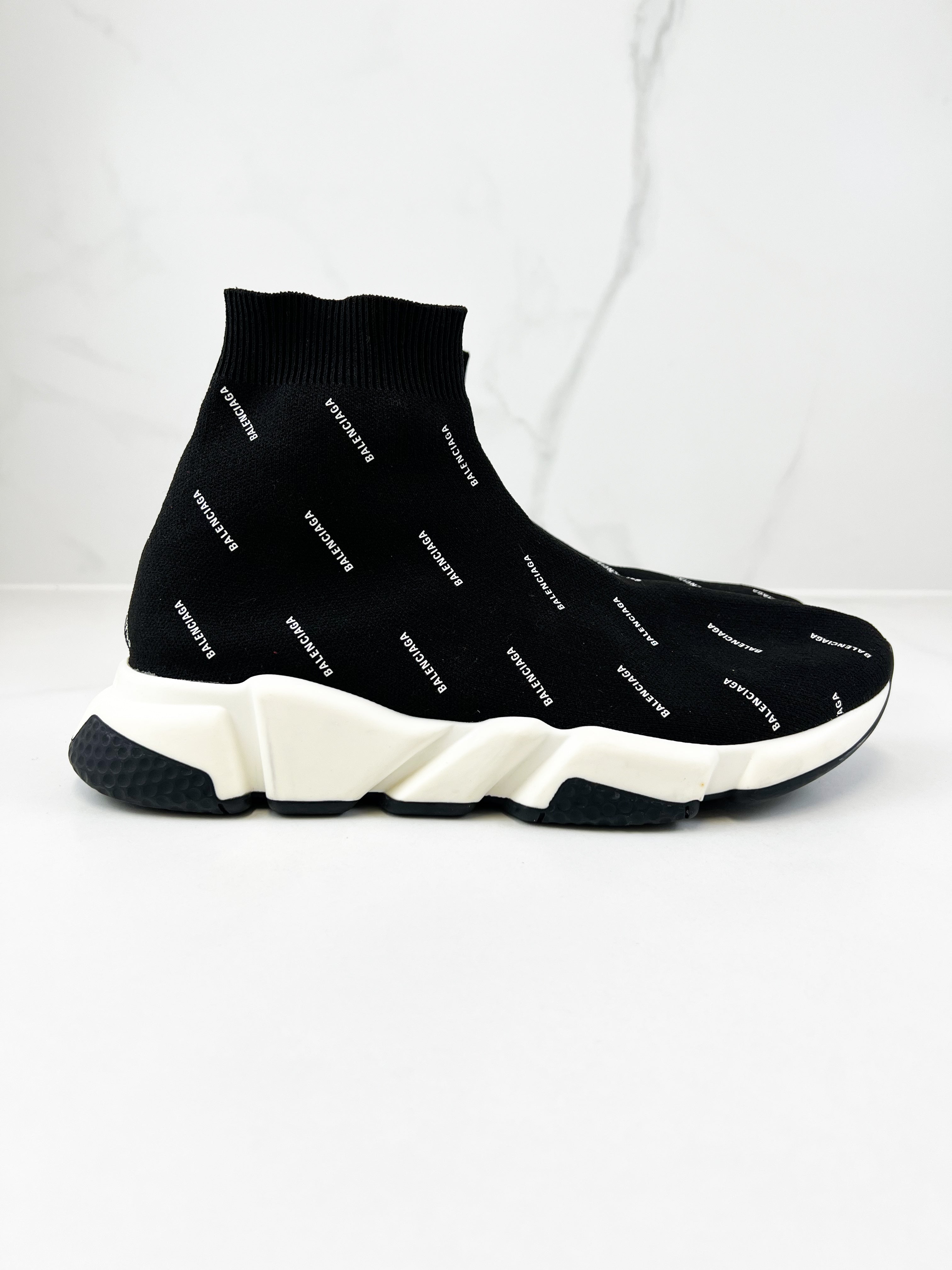 Balenciaga Logo Mens Speed Sneaker Size 9US