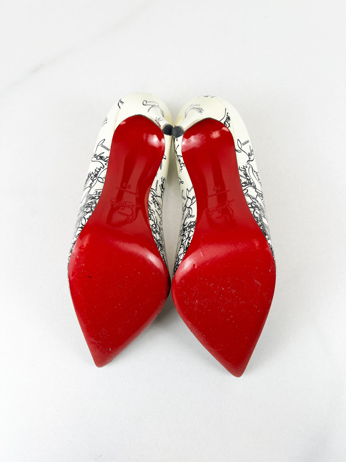 Christian Louboutin So Kate Degraloubi Pumps Graffiti Print 100mm in Black/White Size 39