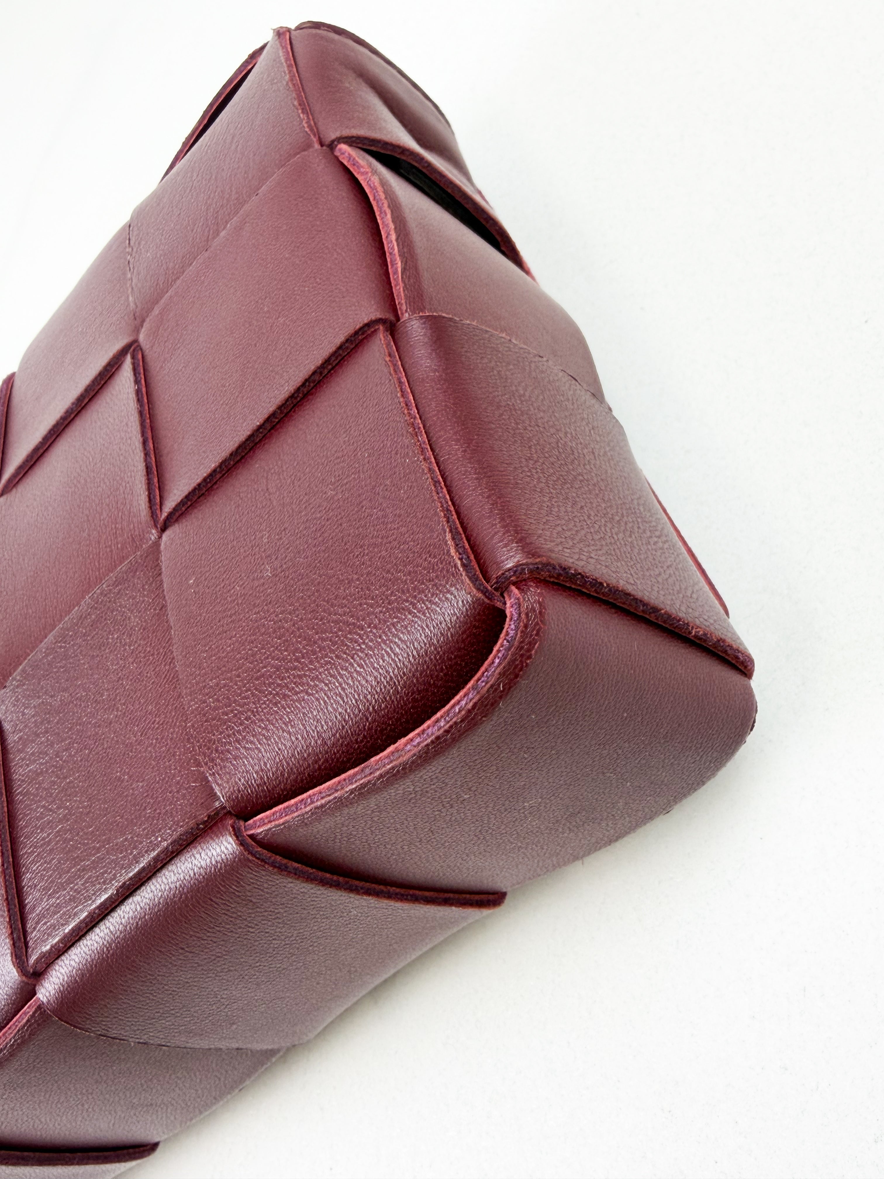 Bottega Veneta Cassette Bag in Bordeaux Wine Red