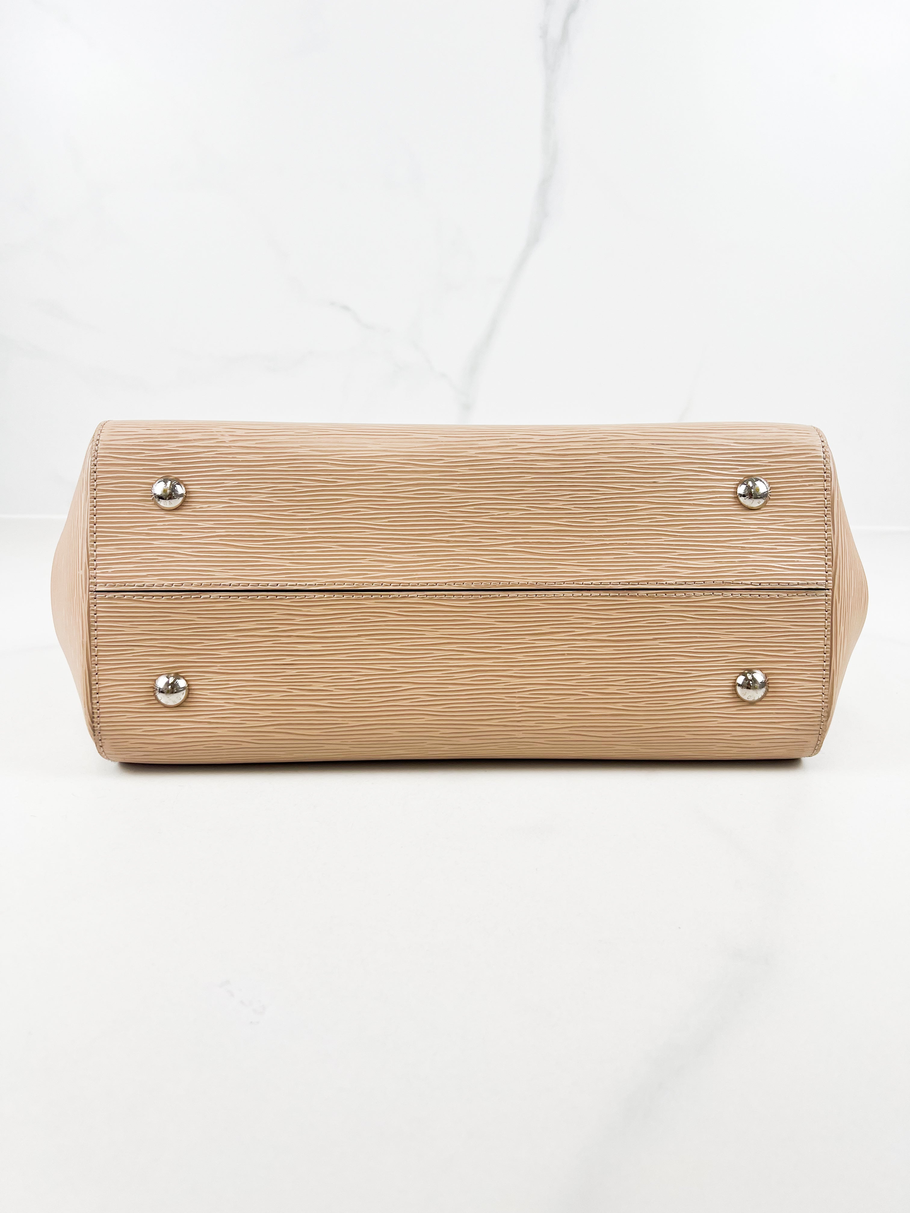 Louis Vuitton Marly MM Bag in Dune Epi Leather