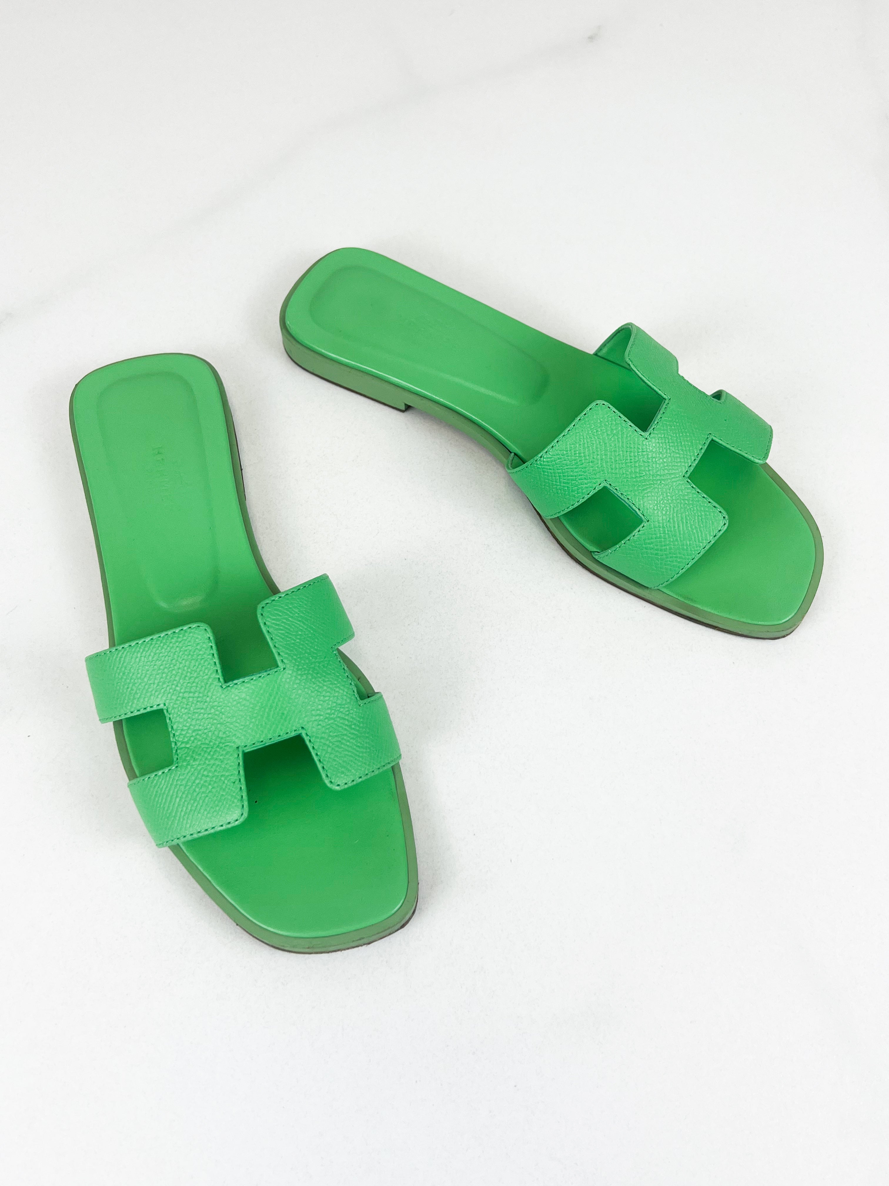 Hermes Oran Sandal in Green Epson Calfskin Size 37.5