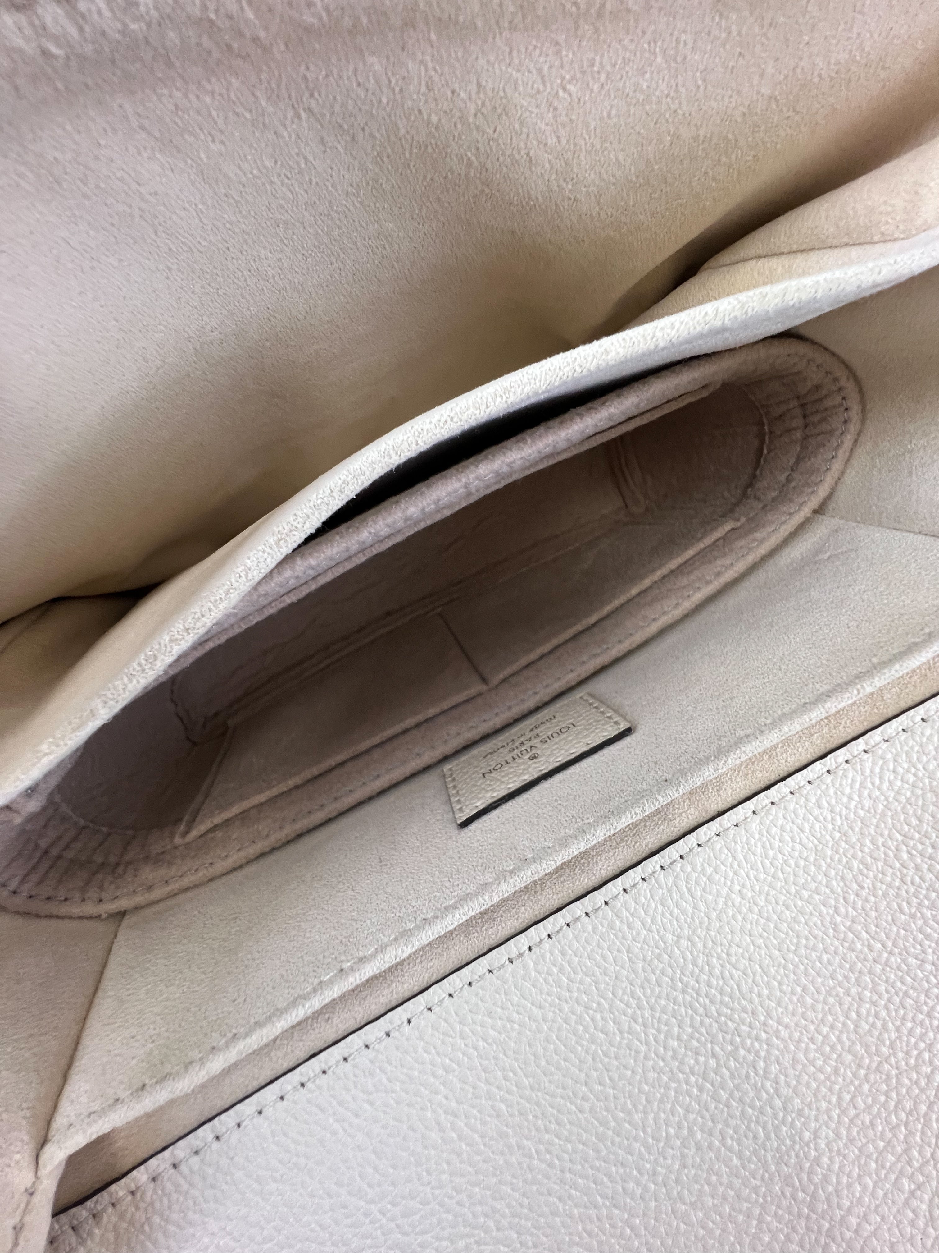 Louis Vuitton White & Beige Pochette Metis
