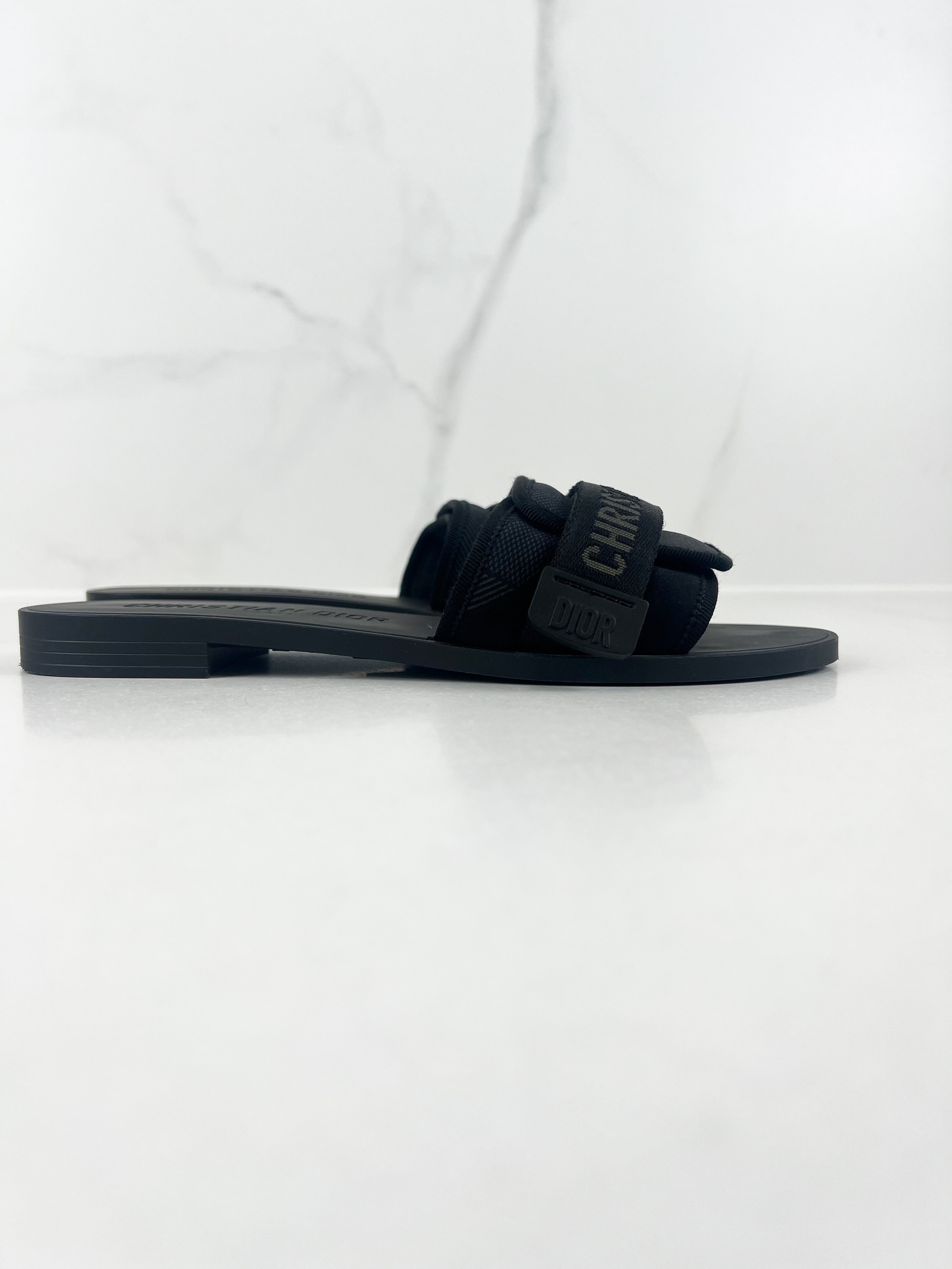 Christian Dior Revolution Slides Size 39