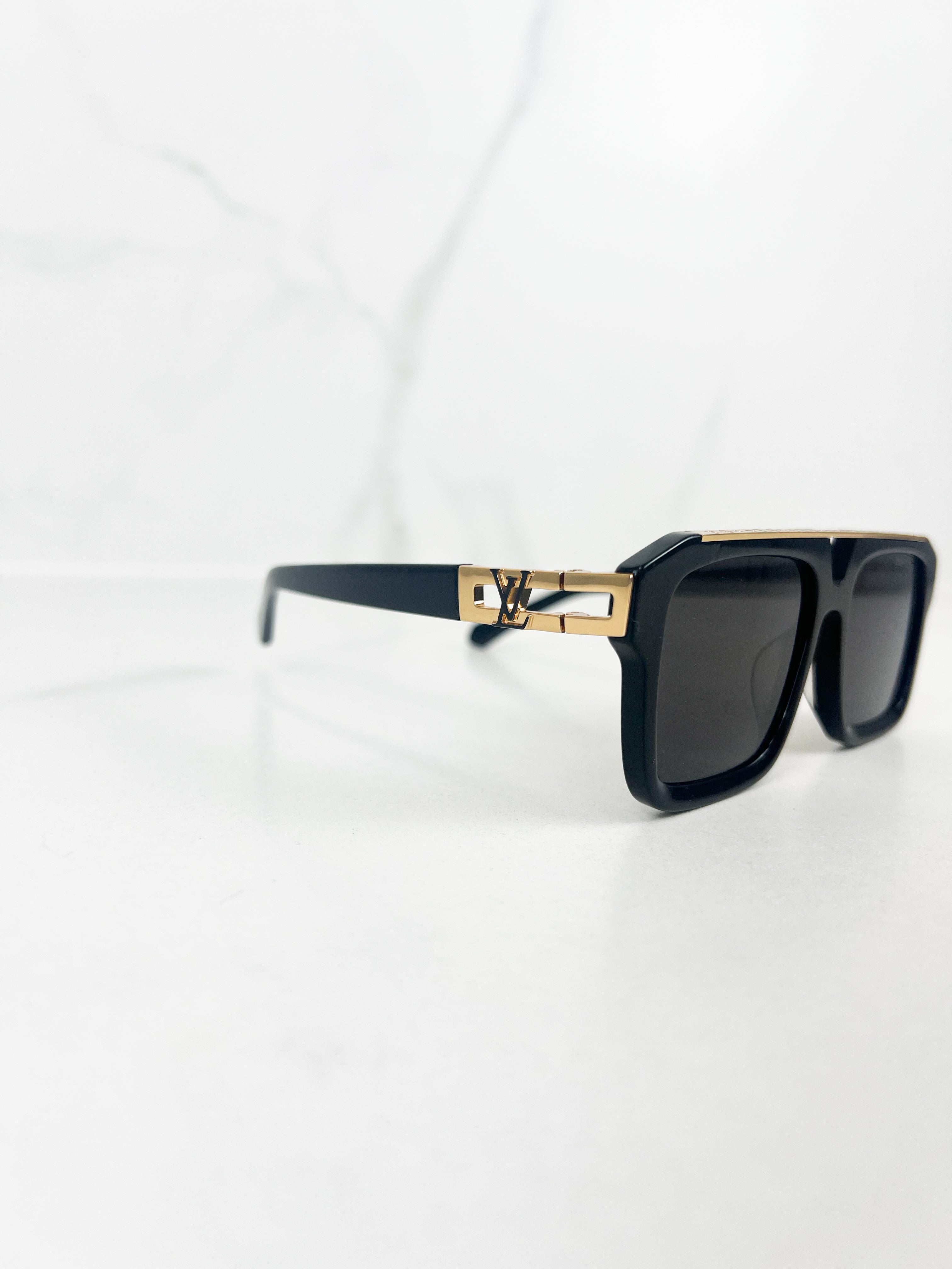 Louis Vuitton Black Mascot Pilot Square Sunglasses