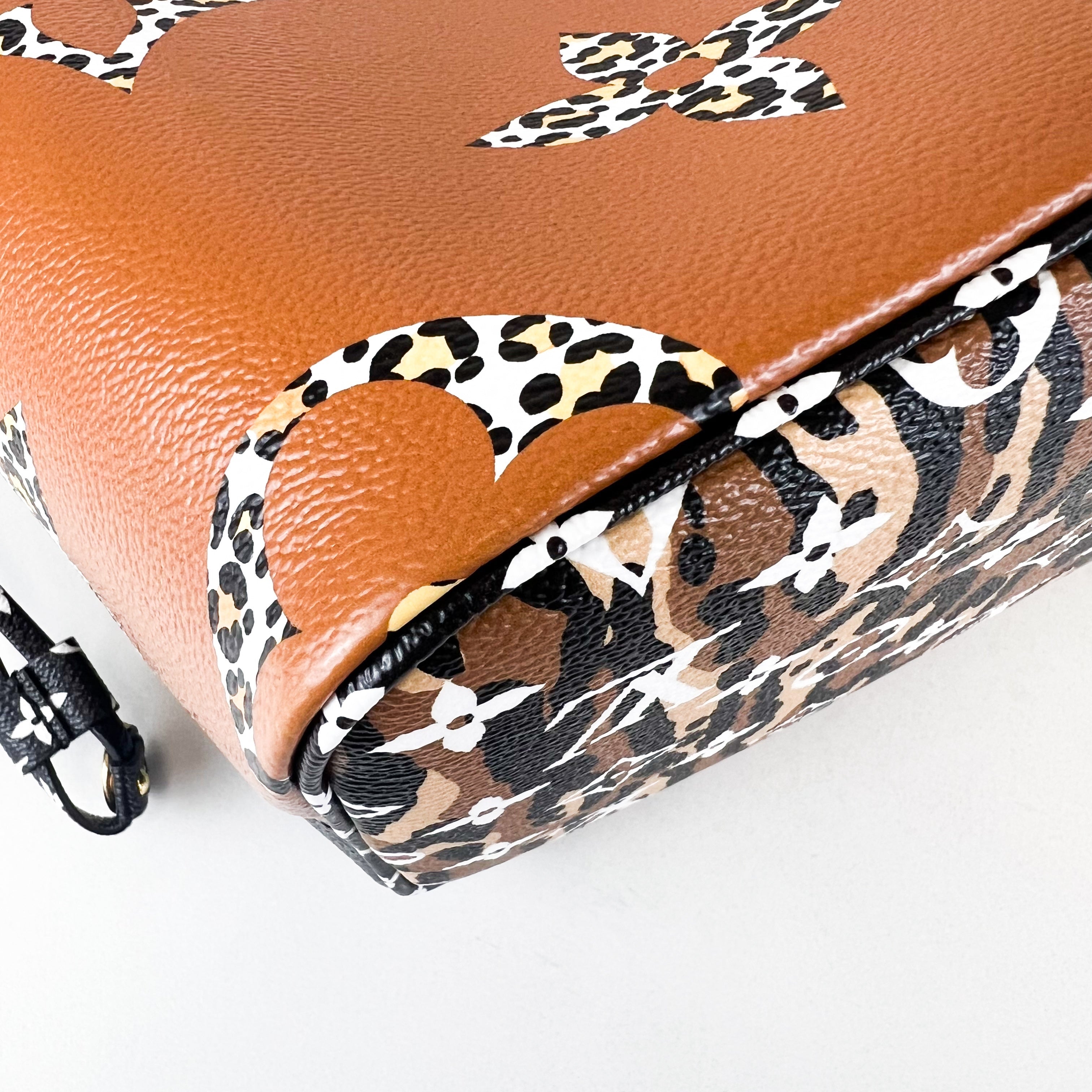 Louis Vuitton Neverfull Monogram Giant Jungle MM Black/Caramel
