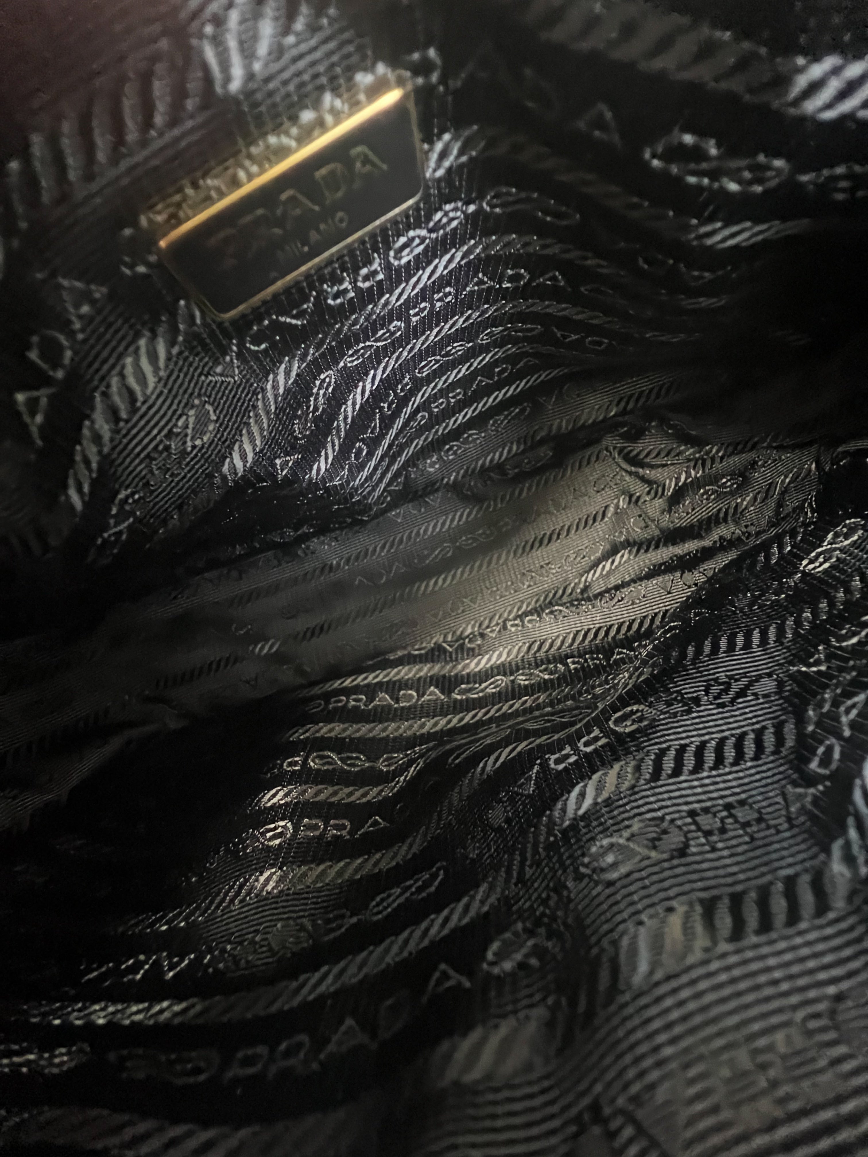 Prada Re-Edition 2005 Saffiano Leather Bag