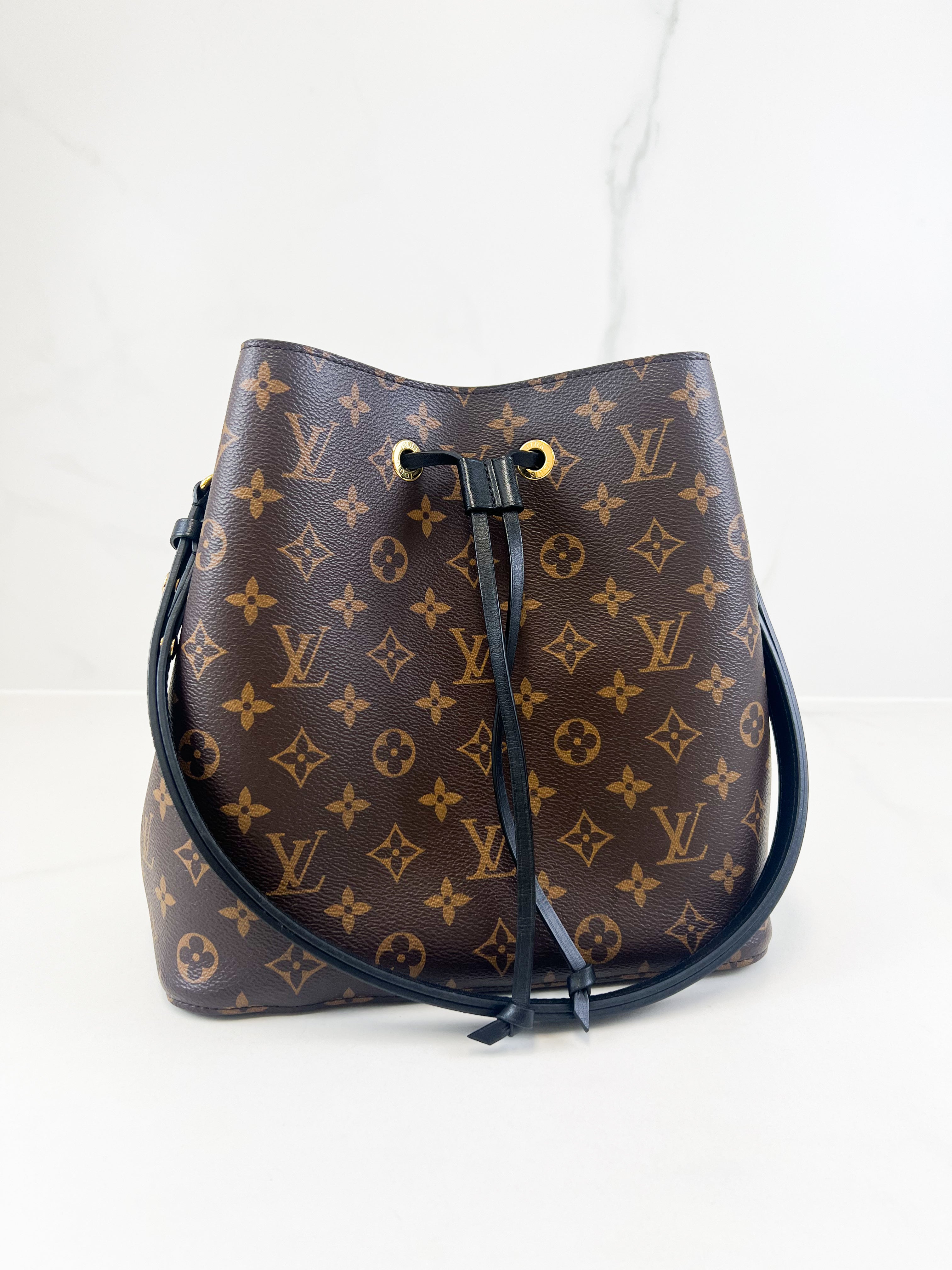 Louis Vuitton Black Neo Noe