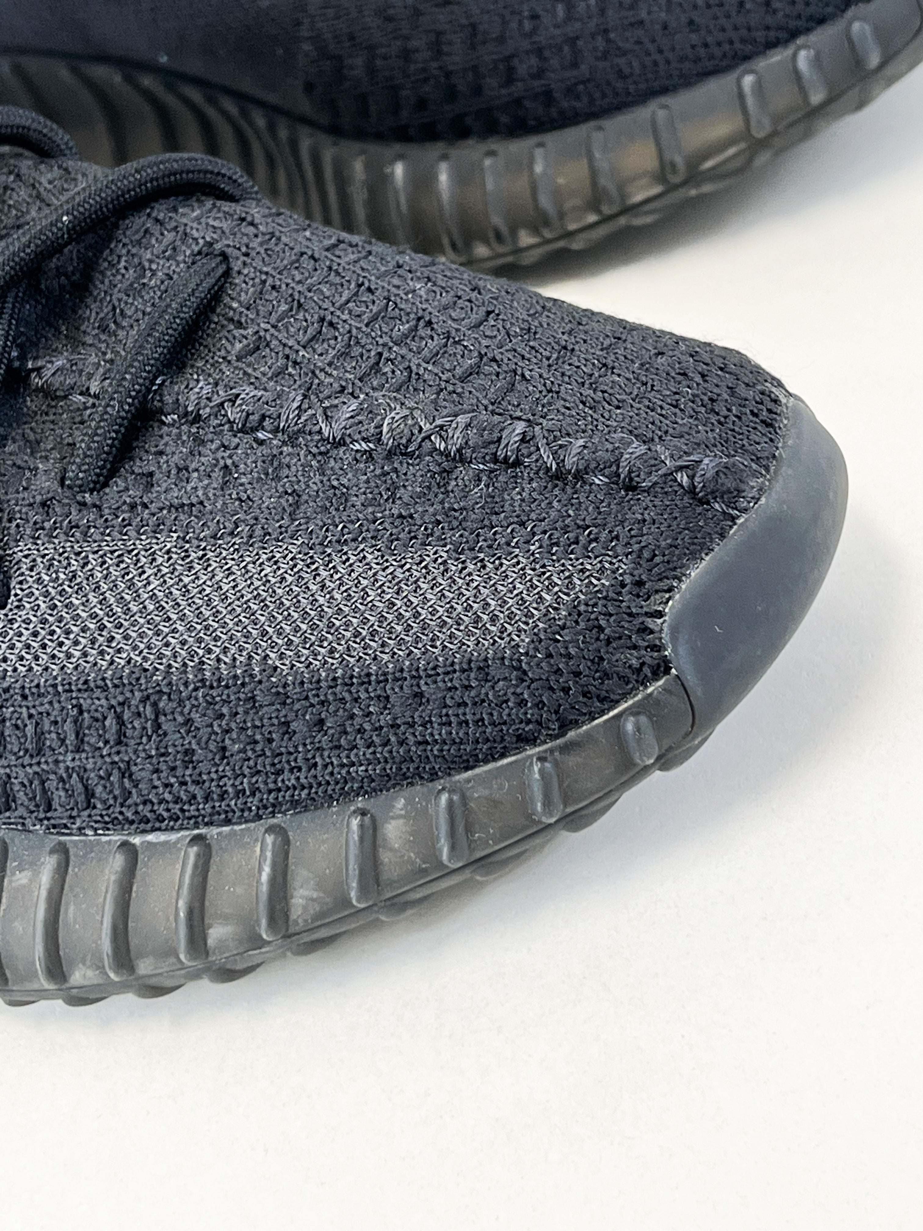 Yeezy Boost 350 Onyx Size 6.5 US