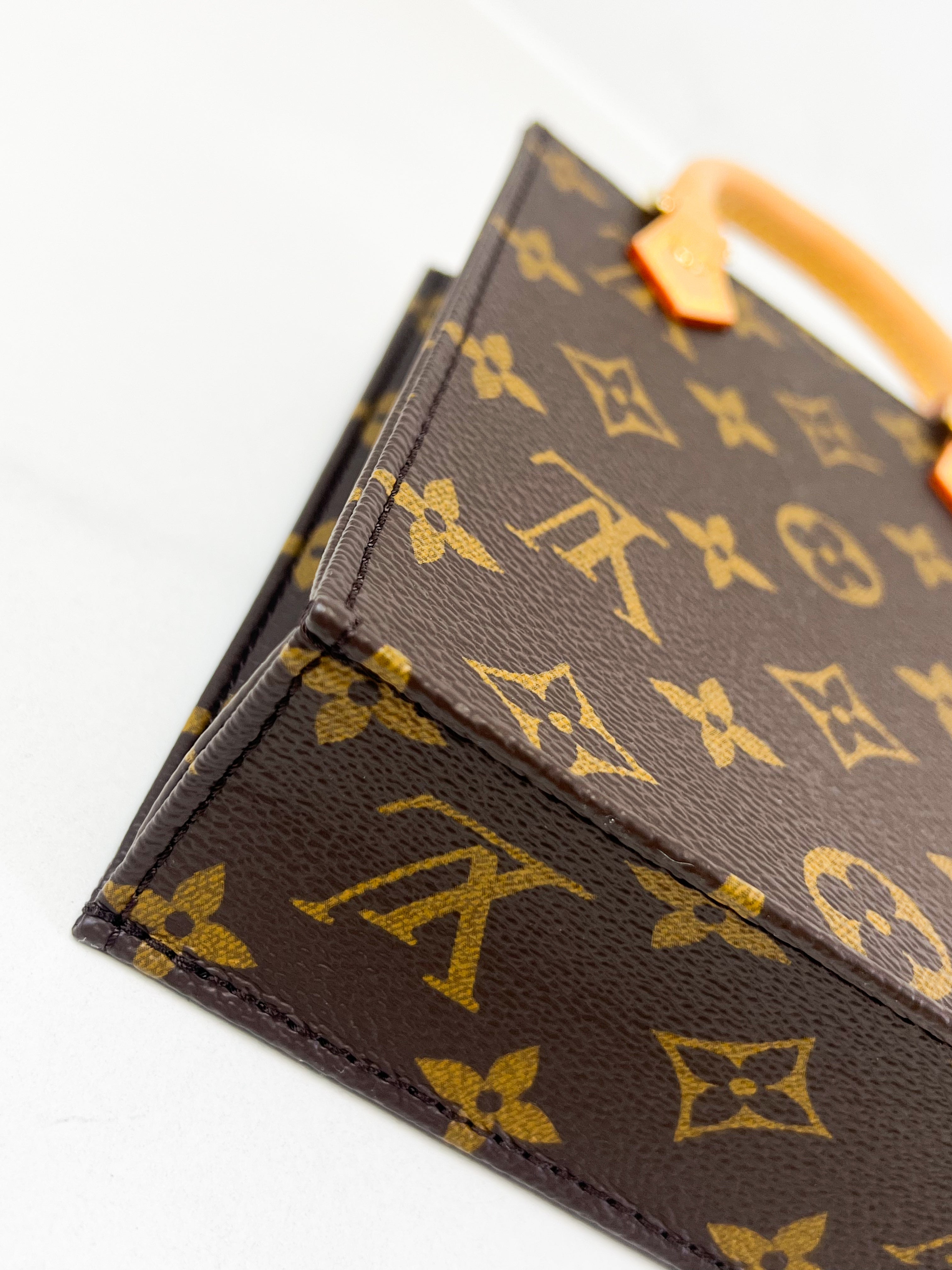 Louis Vuitton Sac Plat Petit