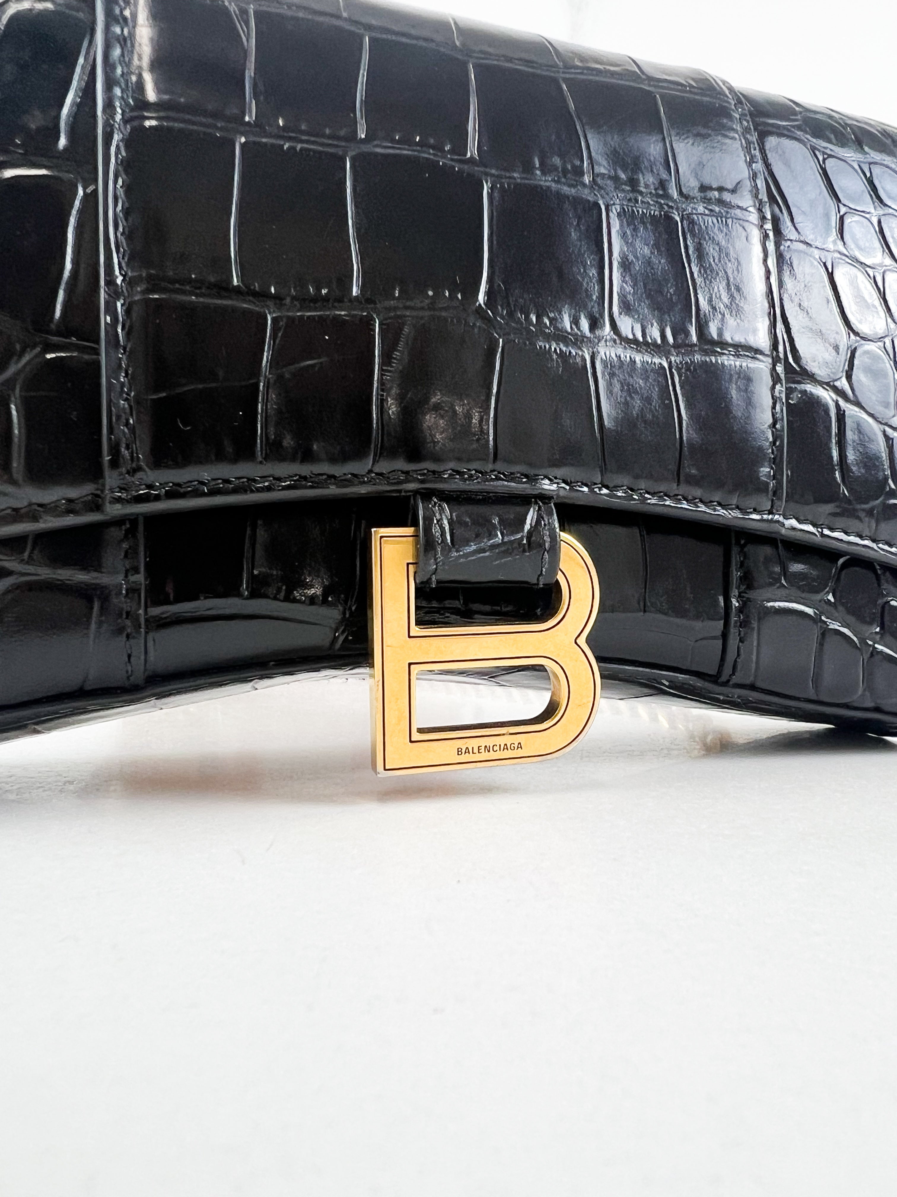 Balenciaga Hourglass Wallet on Chain In Black
