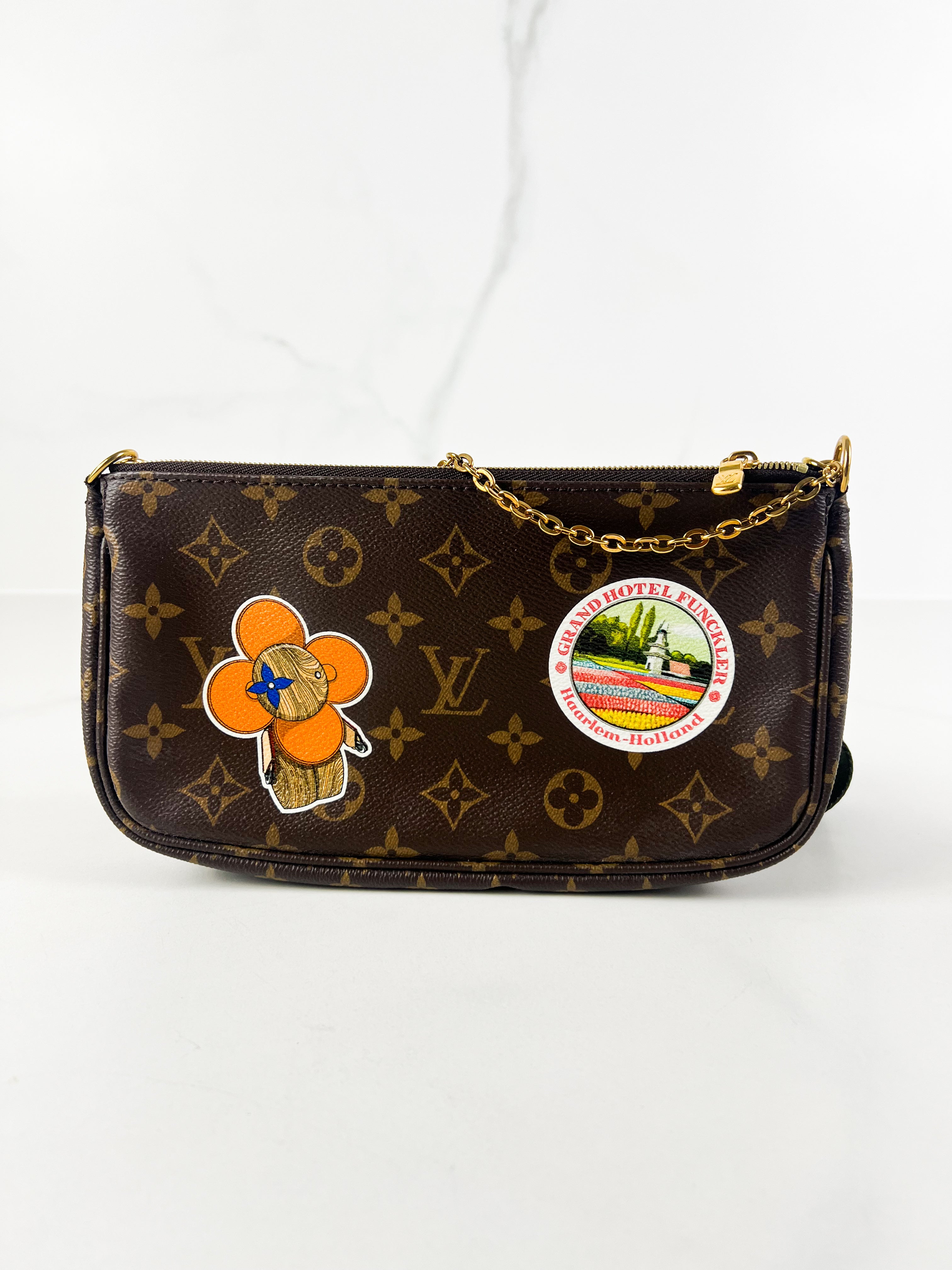 Louis Vuitton Multi Pochette Accessories in Khaki