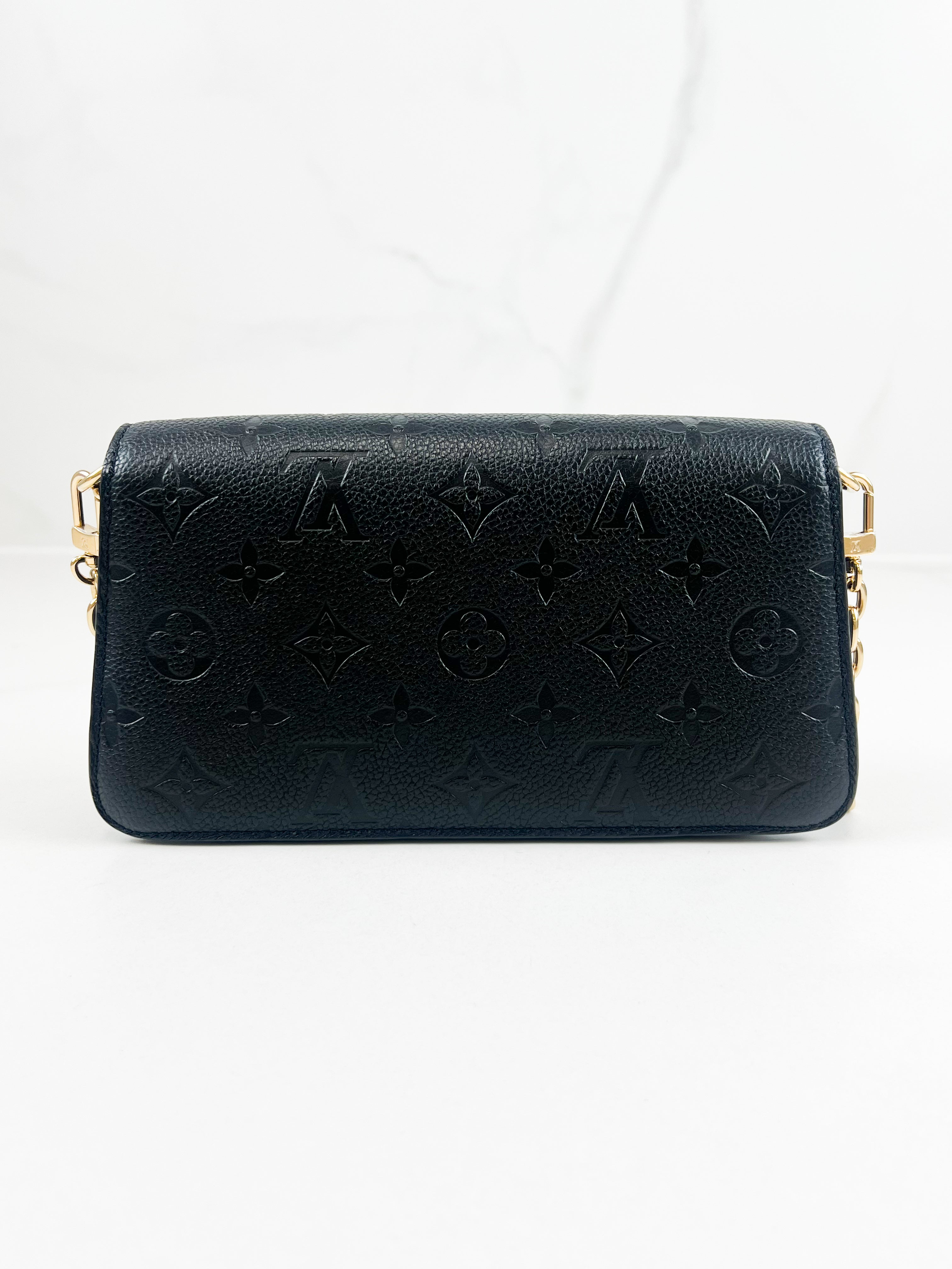 Louis Vuitton Metis Wallet on Chain