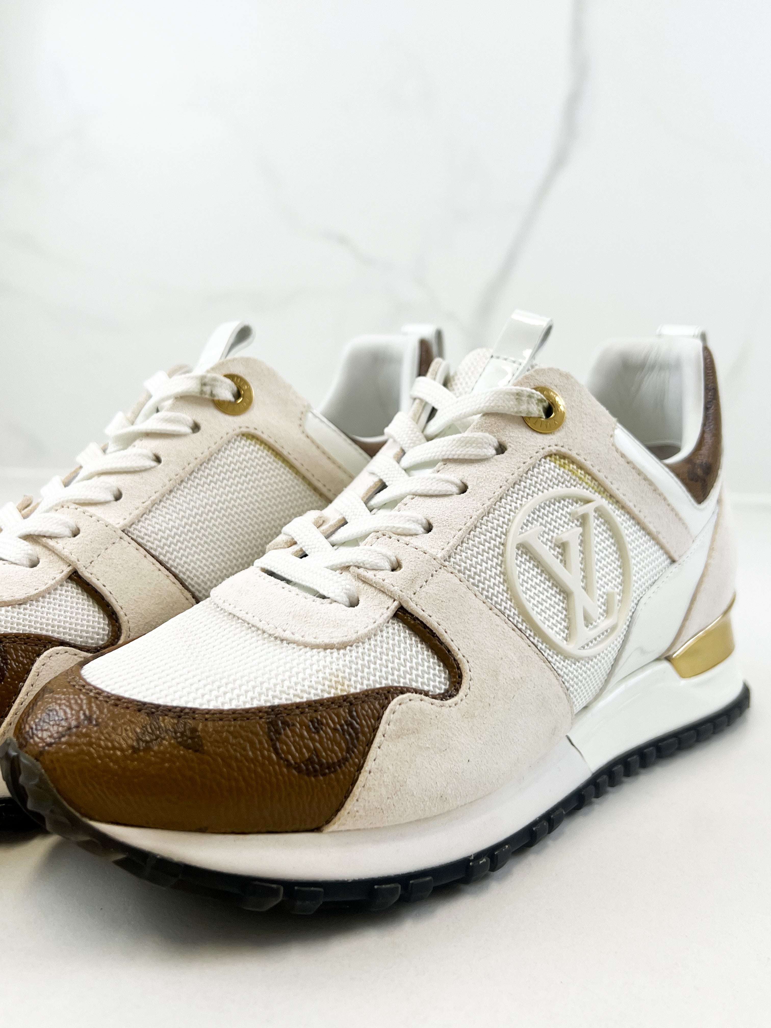 Louis Vuitton Runaway Sneaker Size 35