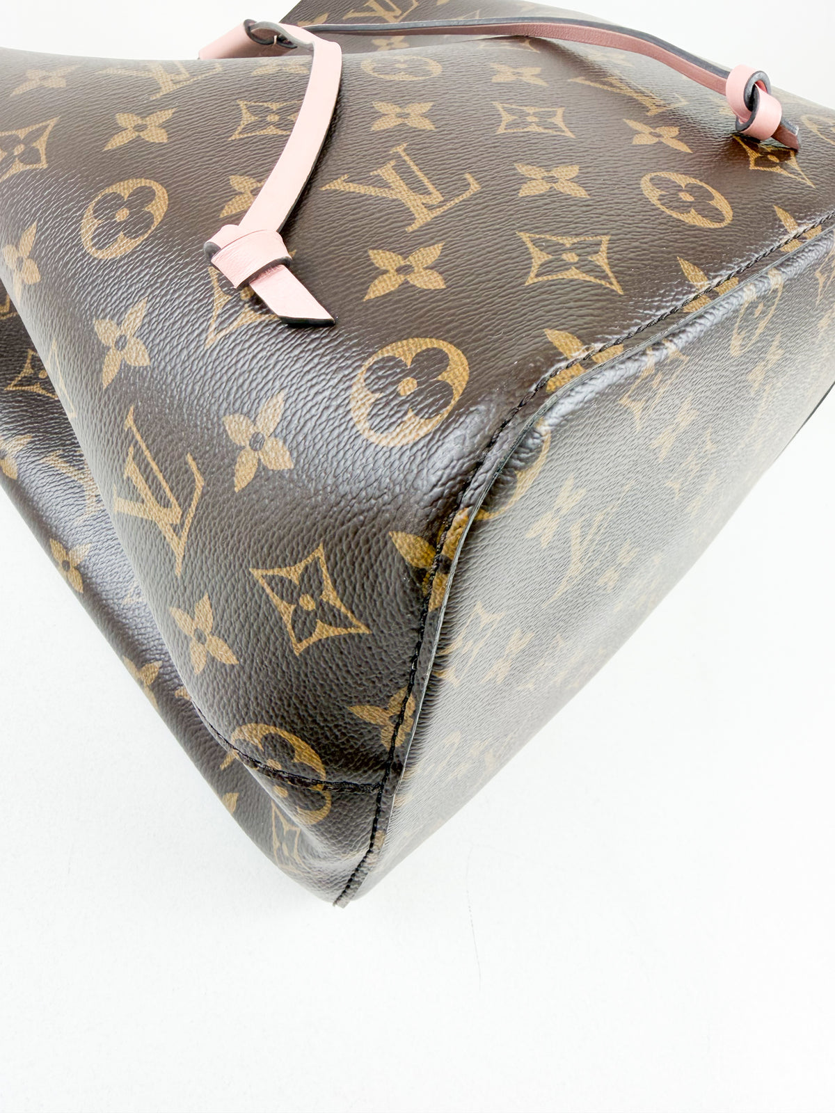 Louis Vuitton Neo Noe