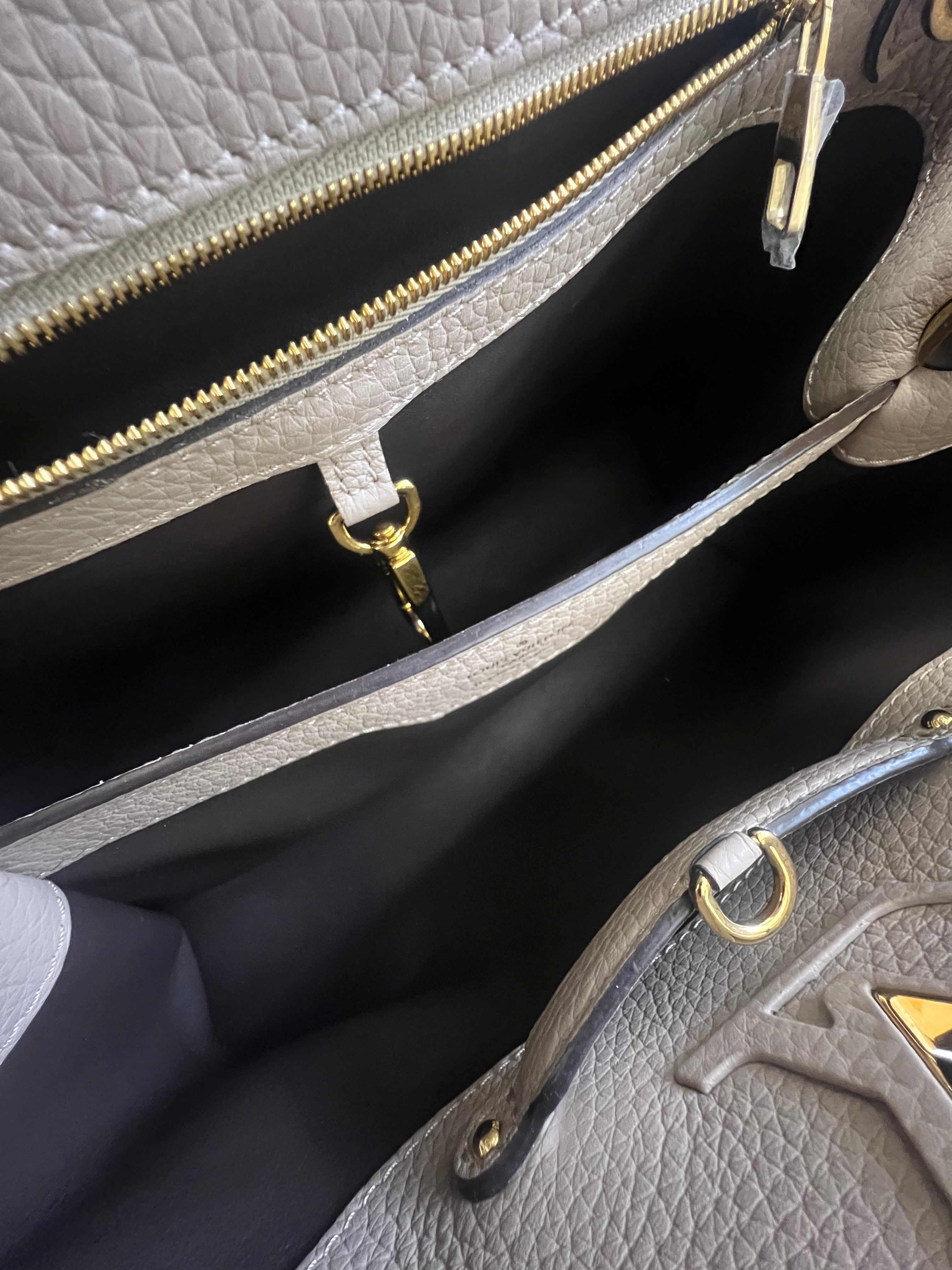 Louis Vuitton Beige Capucines PM