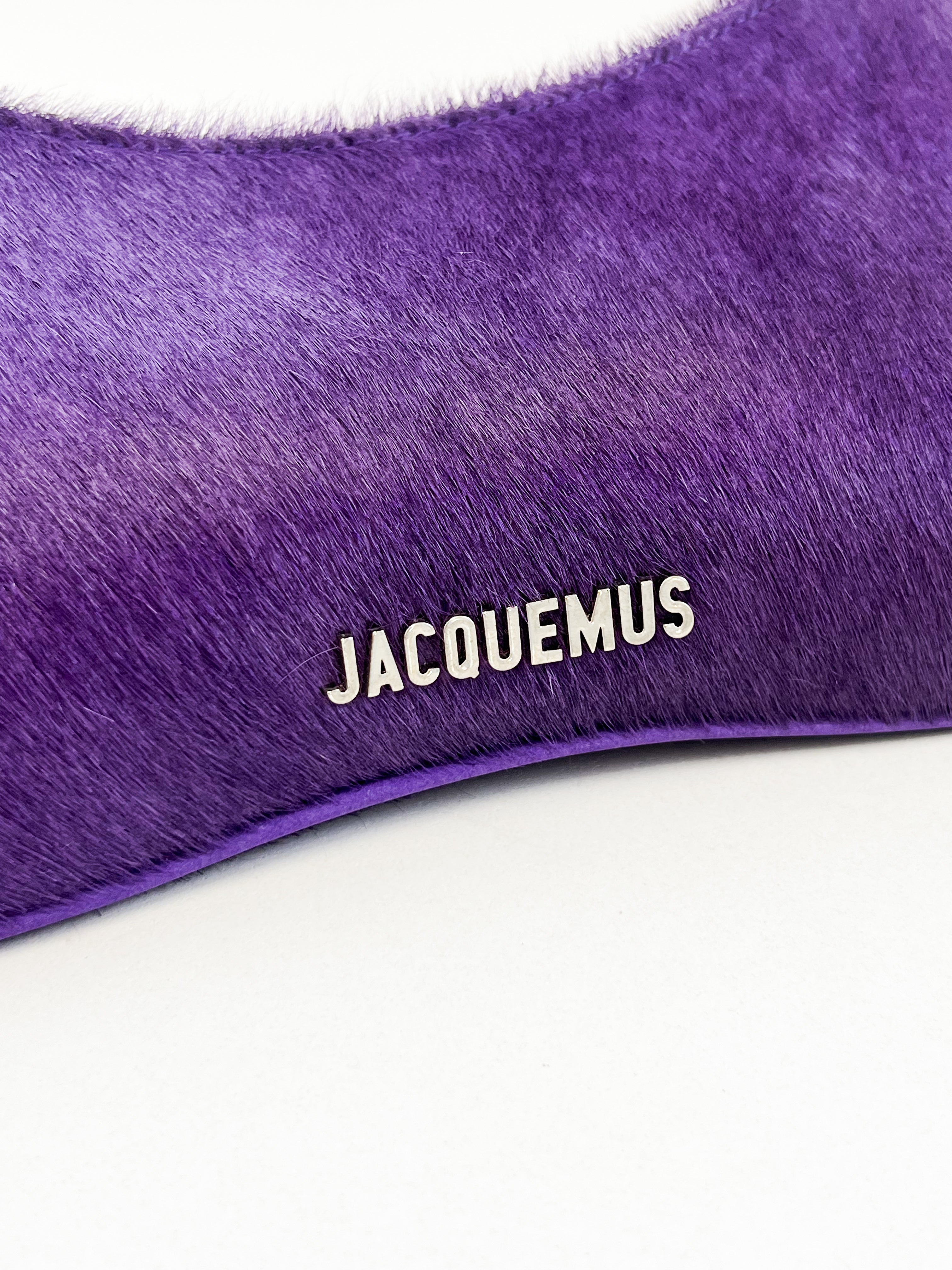 Jacquemus The Bisou Perle Shoulder Bag in Purple