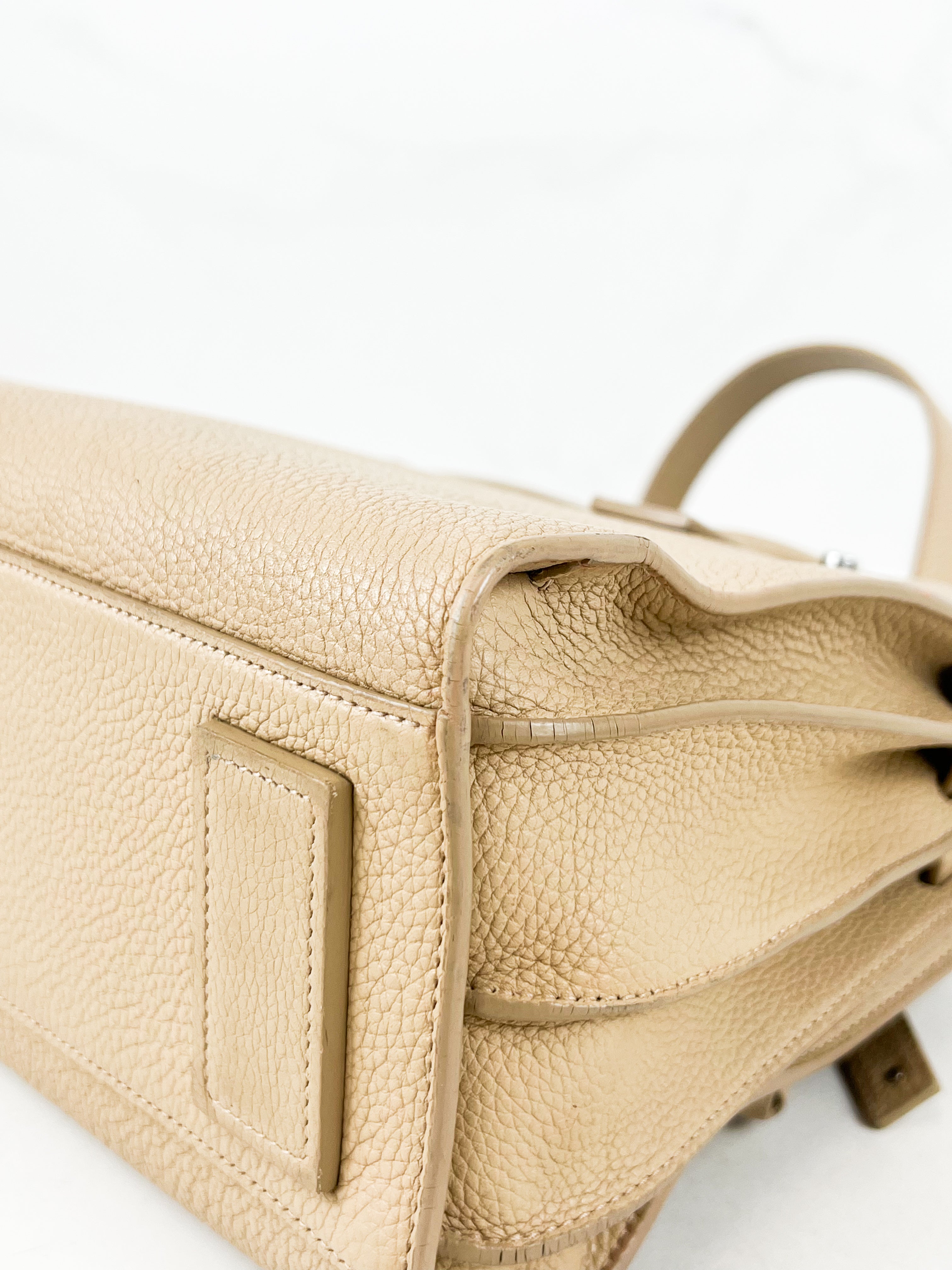 Saint Laurent Sac De Jour in Beige