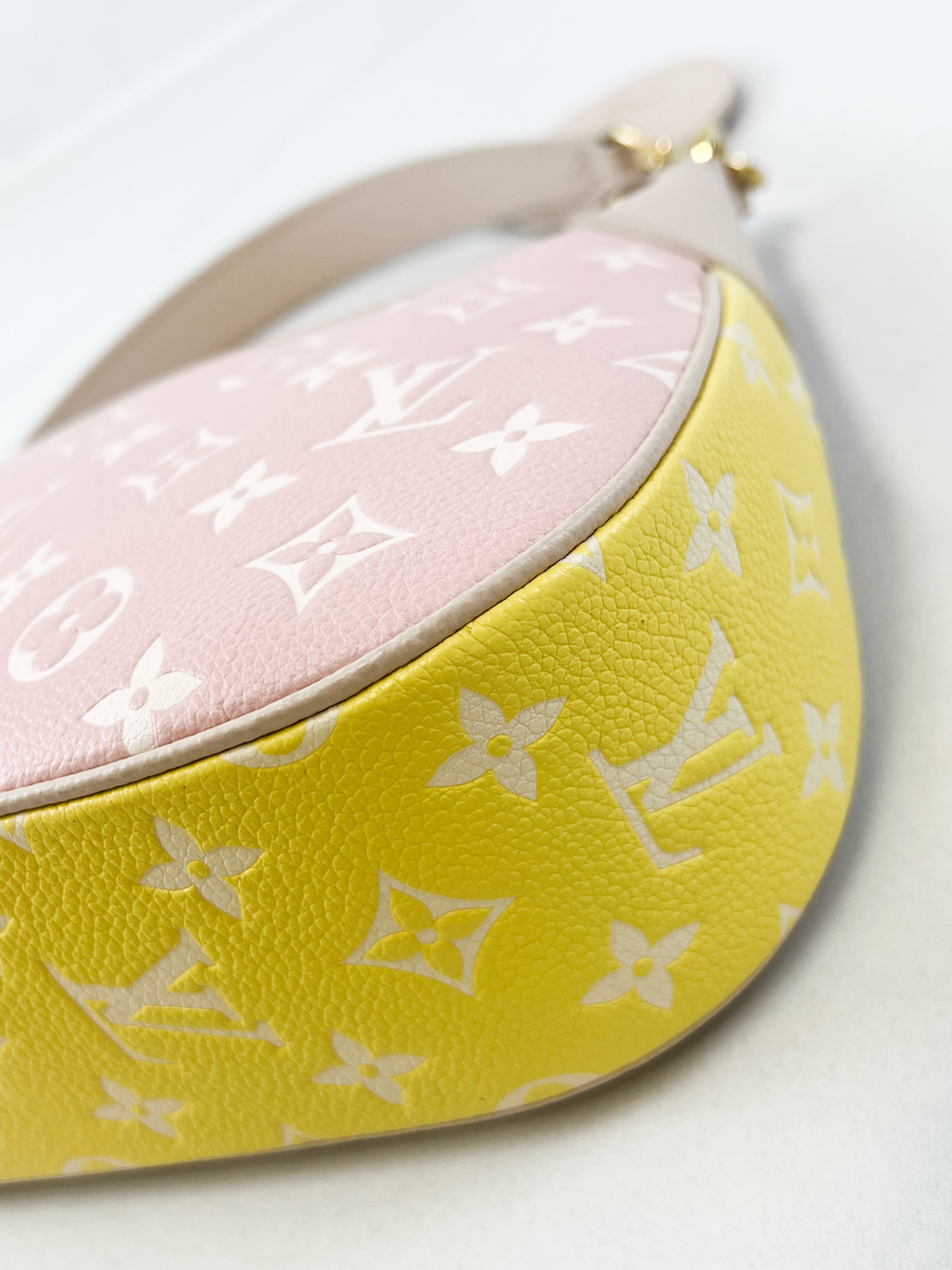 Louis Vuitton Bagatelle Rose Beige in Cowhide Leather with Gold Hardware