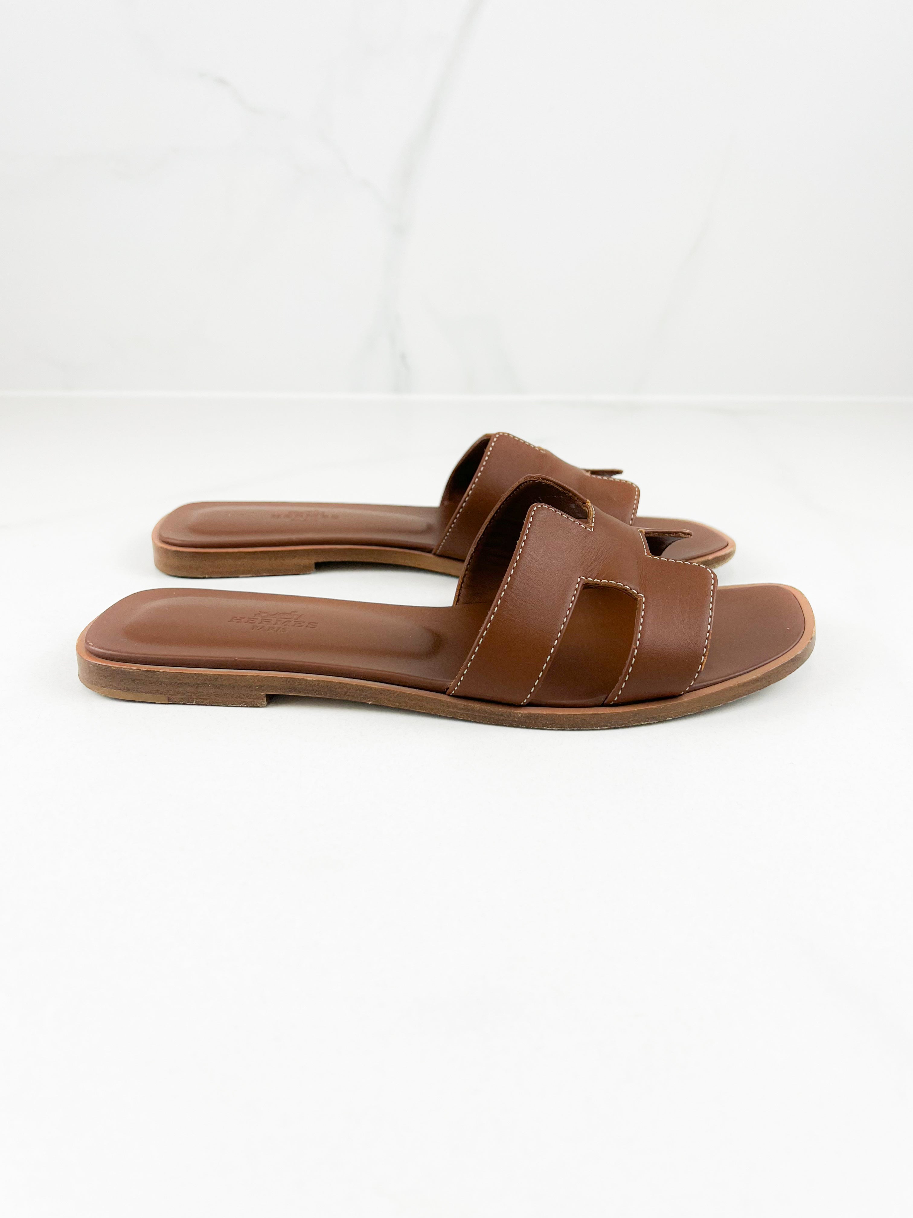 Hermes Oran Sandal in Gold Calfskin 38