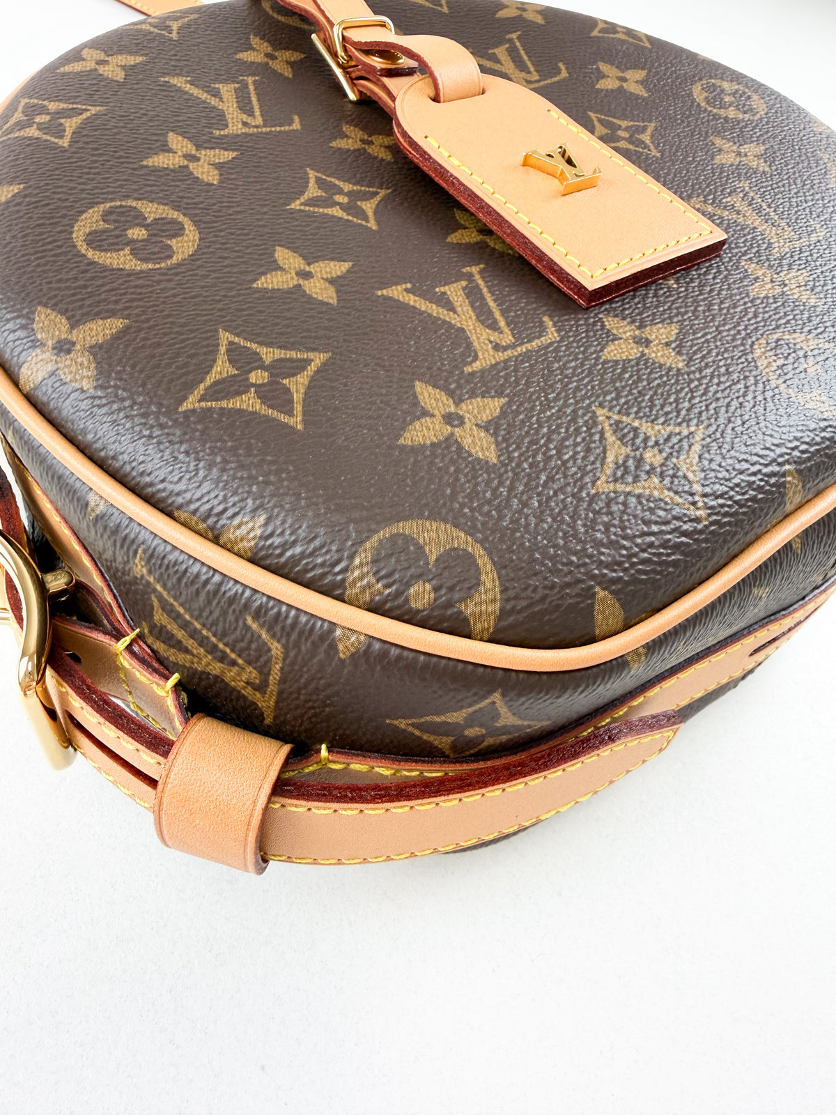Louis Vuitton Boite Chapeau MM in Monogram Canvas