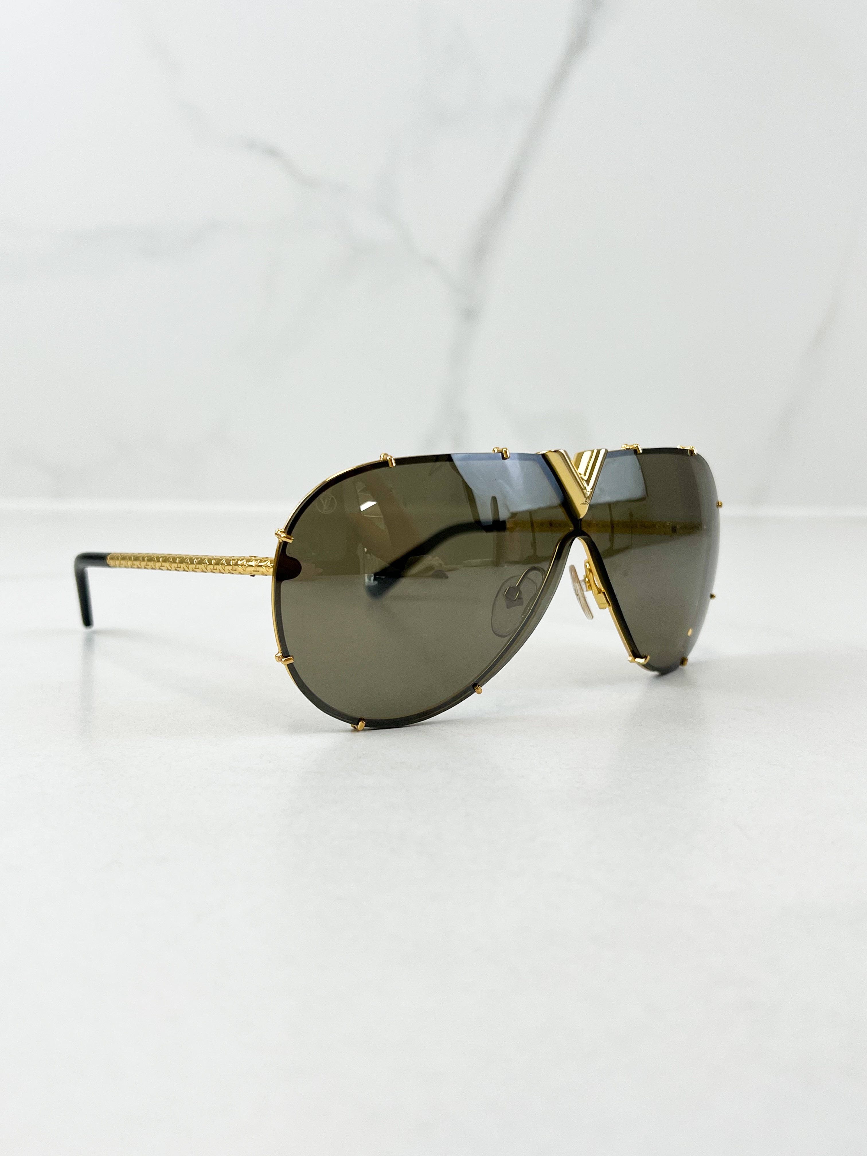 Louis Vuitton Drive Sunglasses