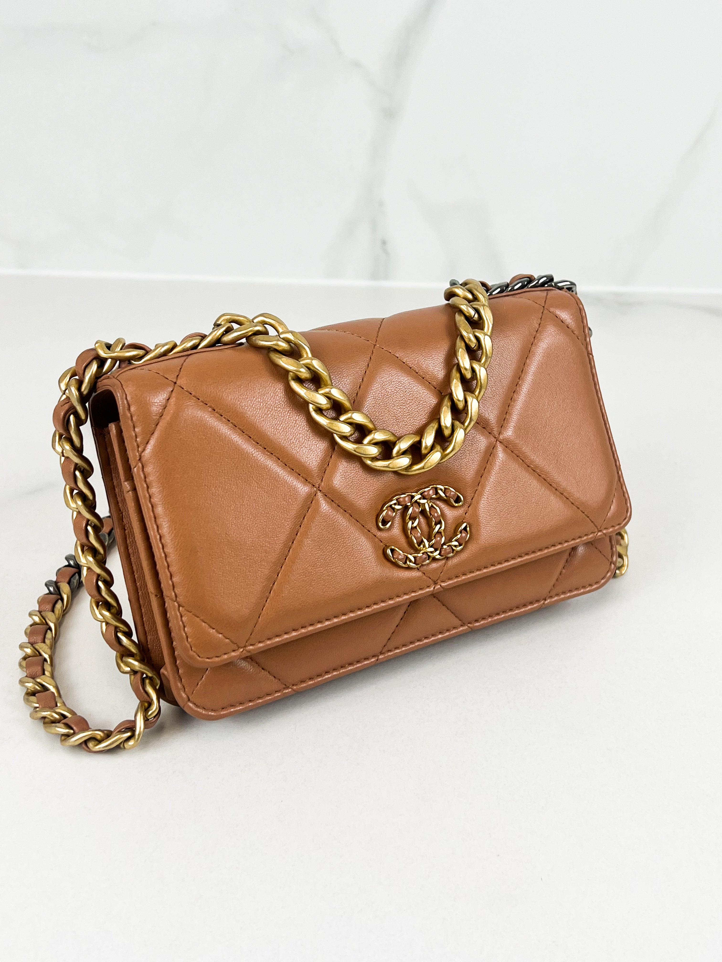 Chanel 19 Wallet on Chain in Beige Calfskin Leather