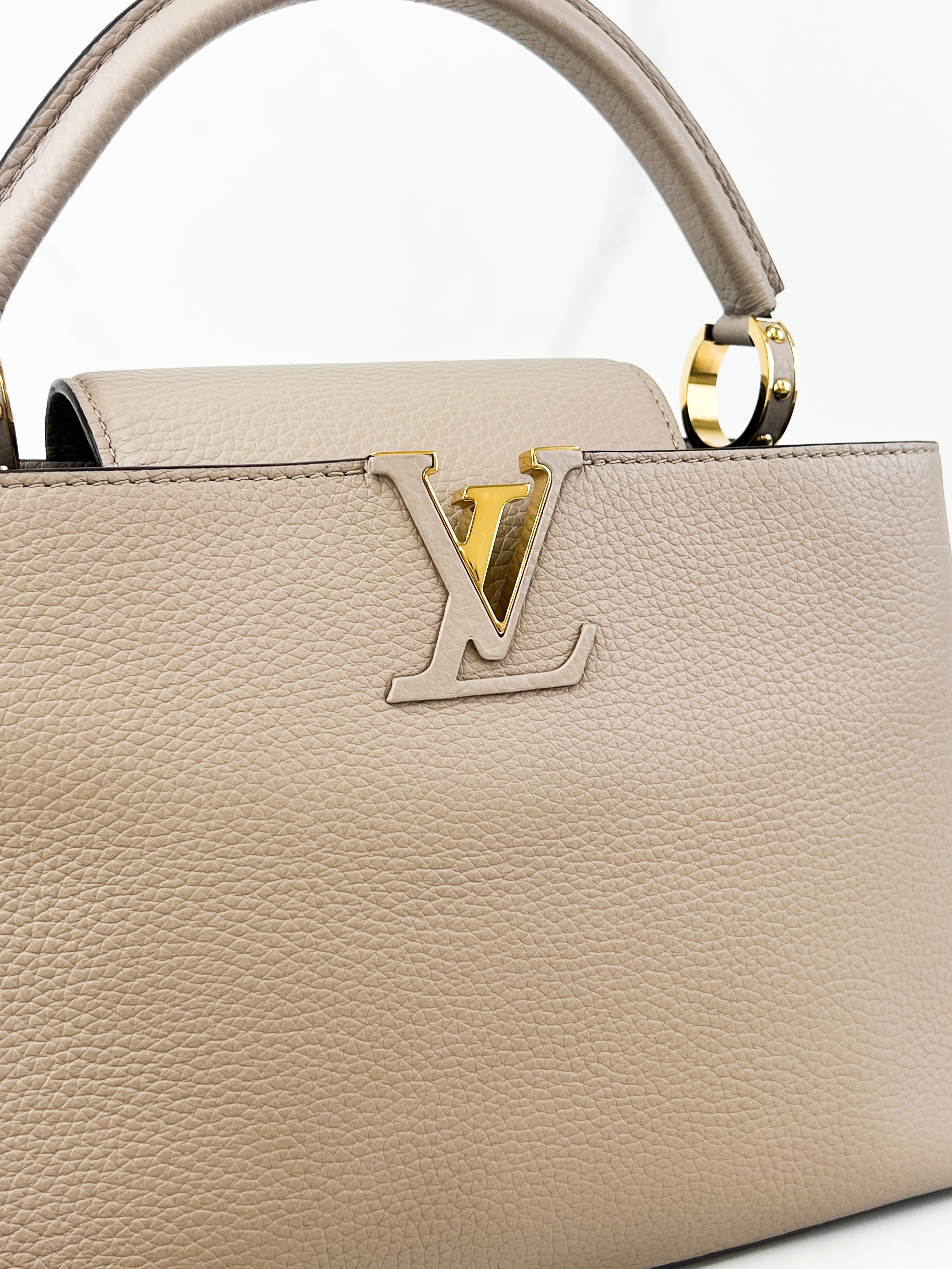 Louis Vuitton Beige Capucines PM