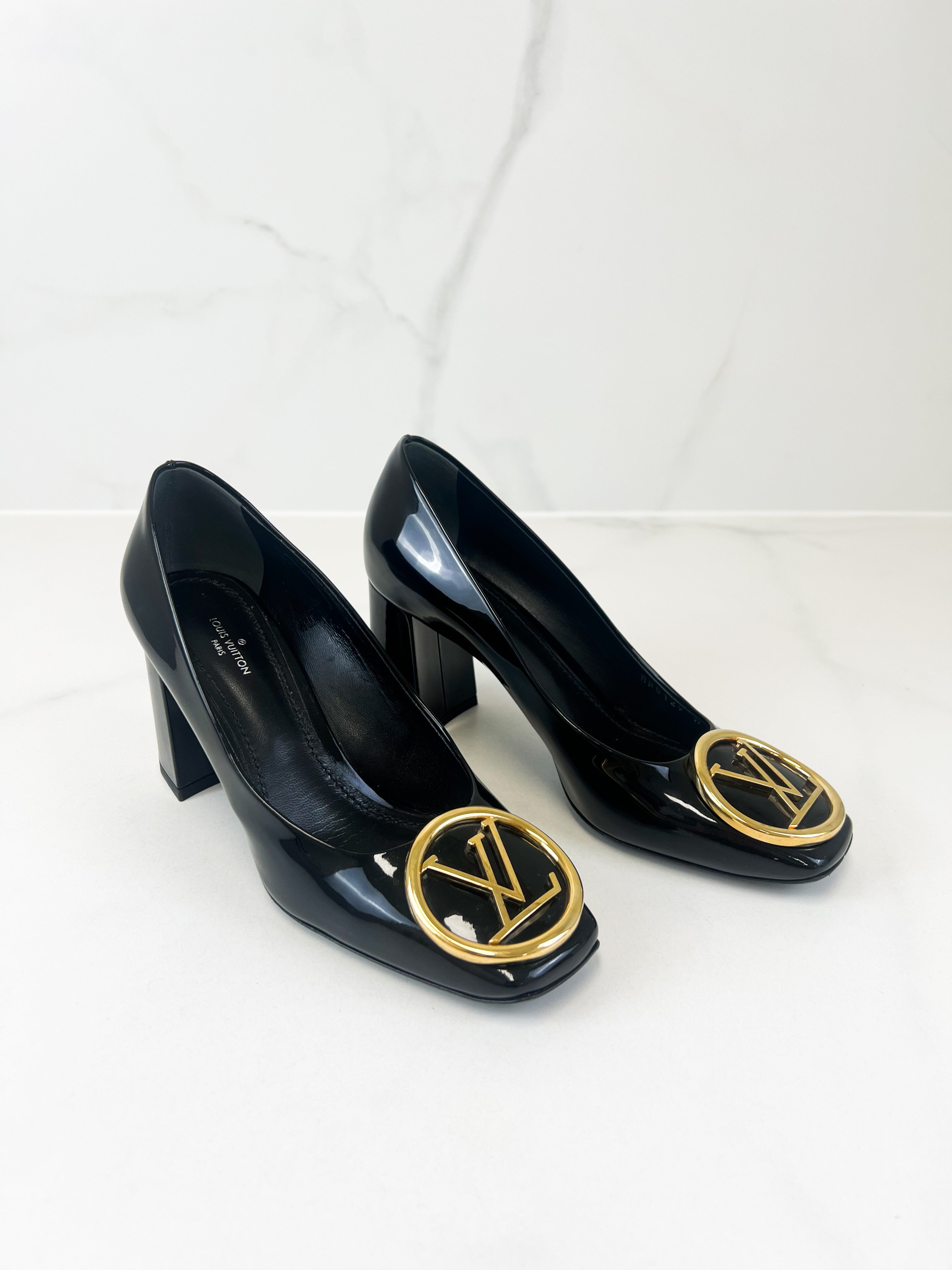 Louis Vuitton Patent Black Madeleine Pump Size 37