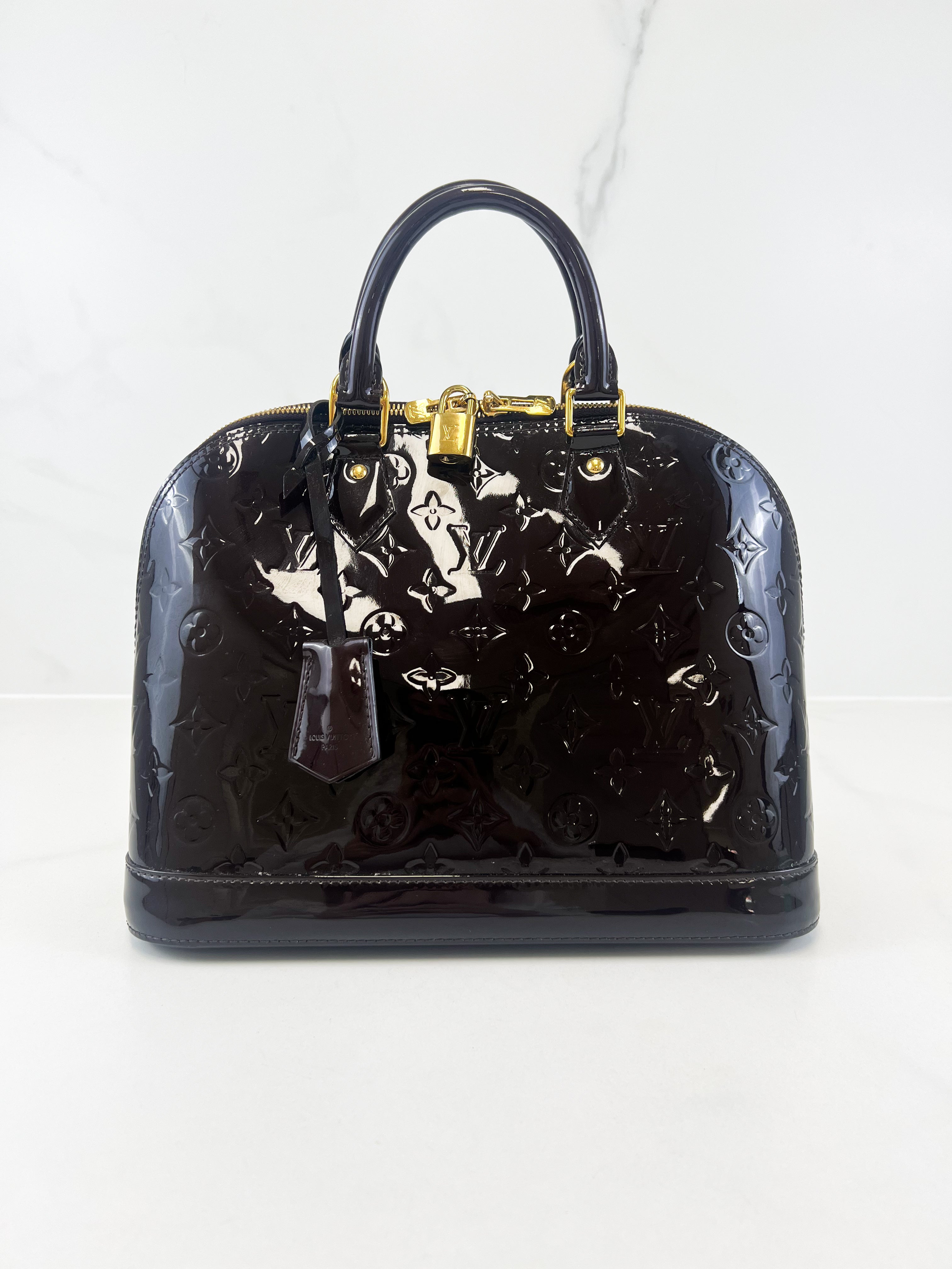 Louis Vuitton Alma PM in Vernis Leather