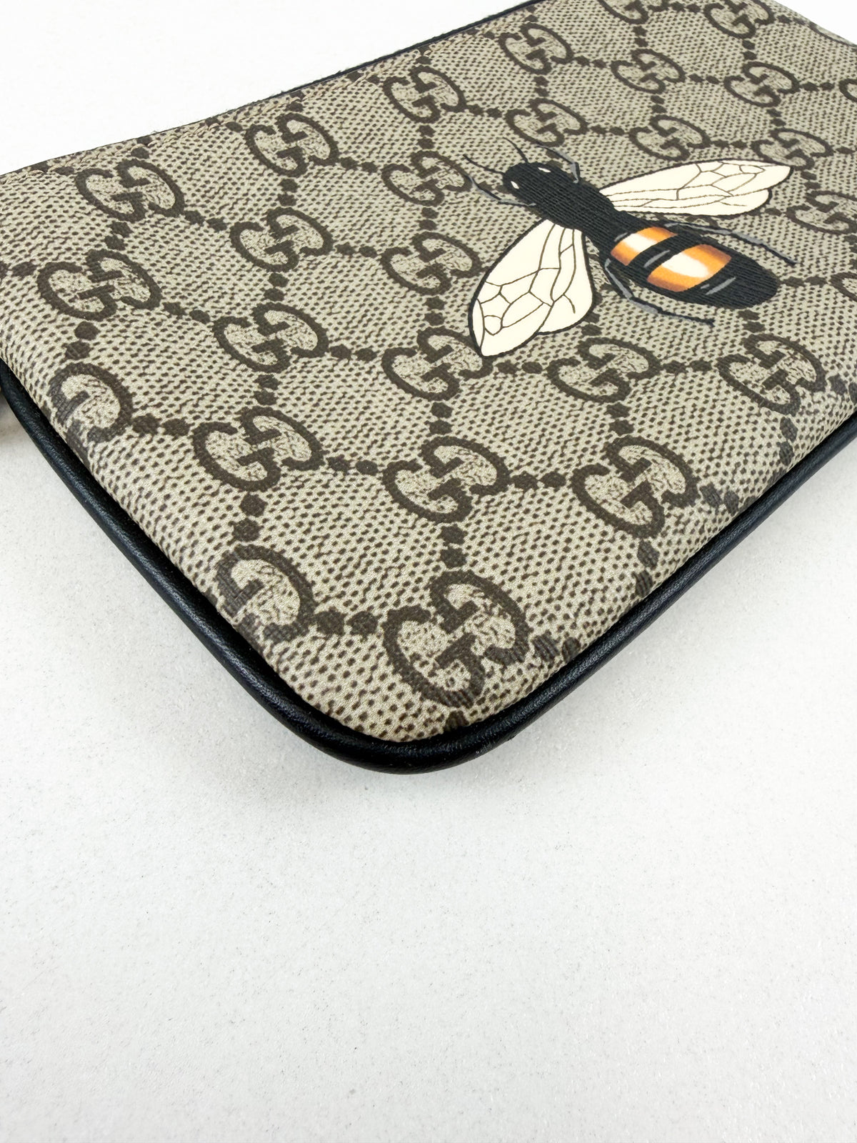 Gucci Bee GG Zip Wallet Pouch