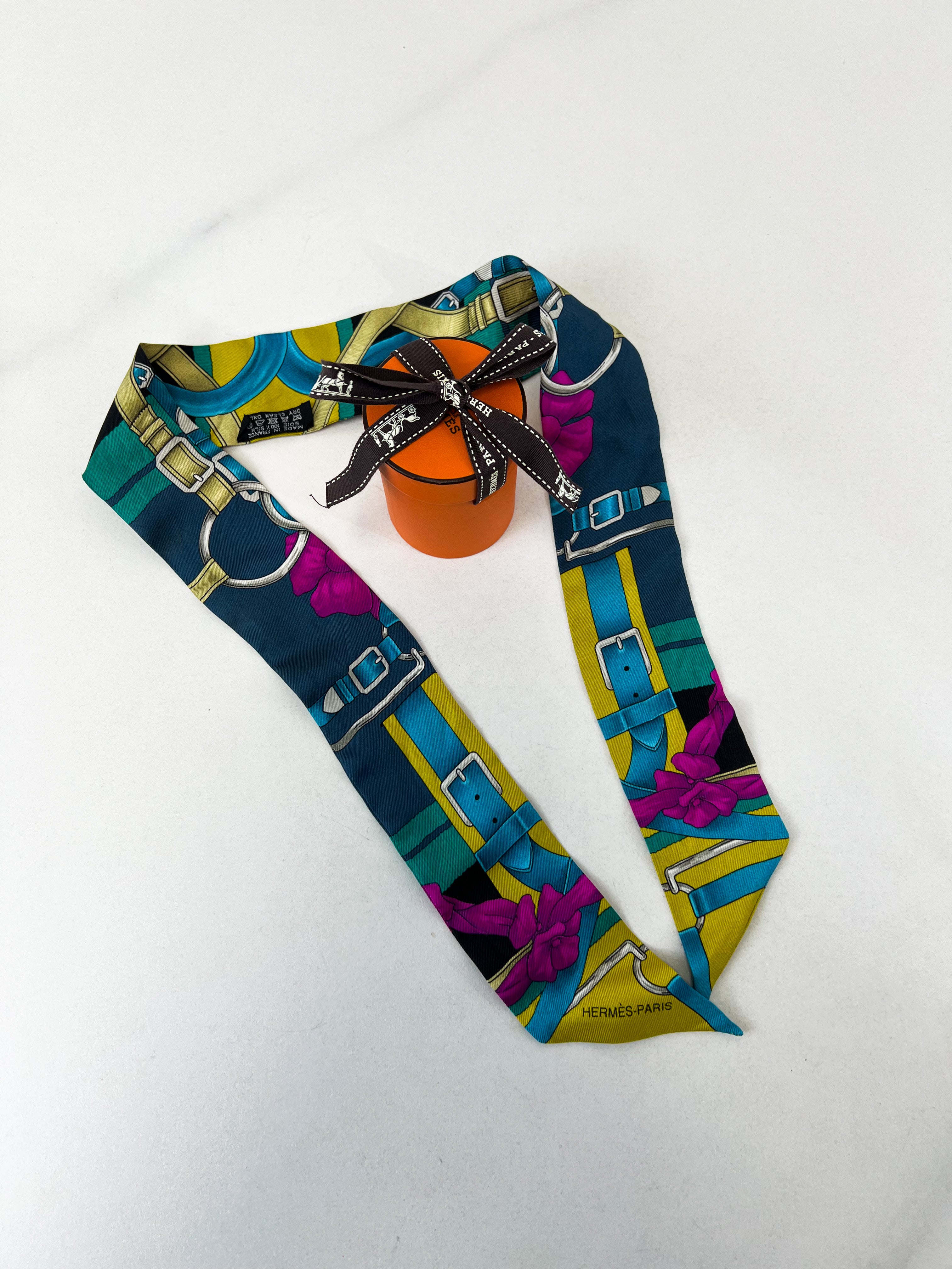 Hermes Silk Grand Manege Twilly