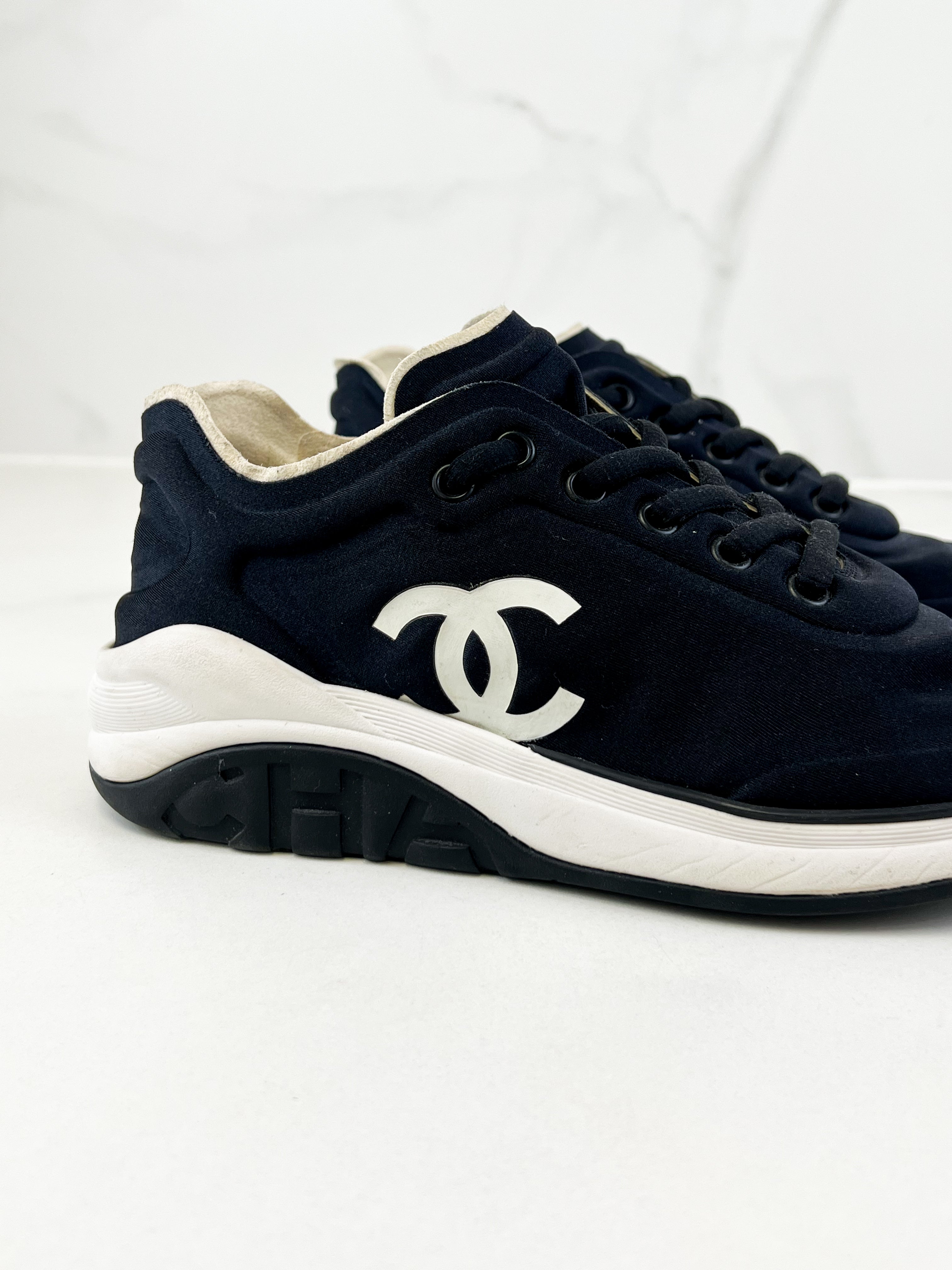 Chanel Black & White Low Top CC Sneaker Size 36
