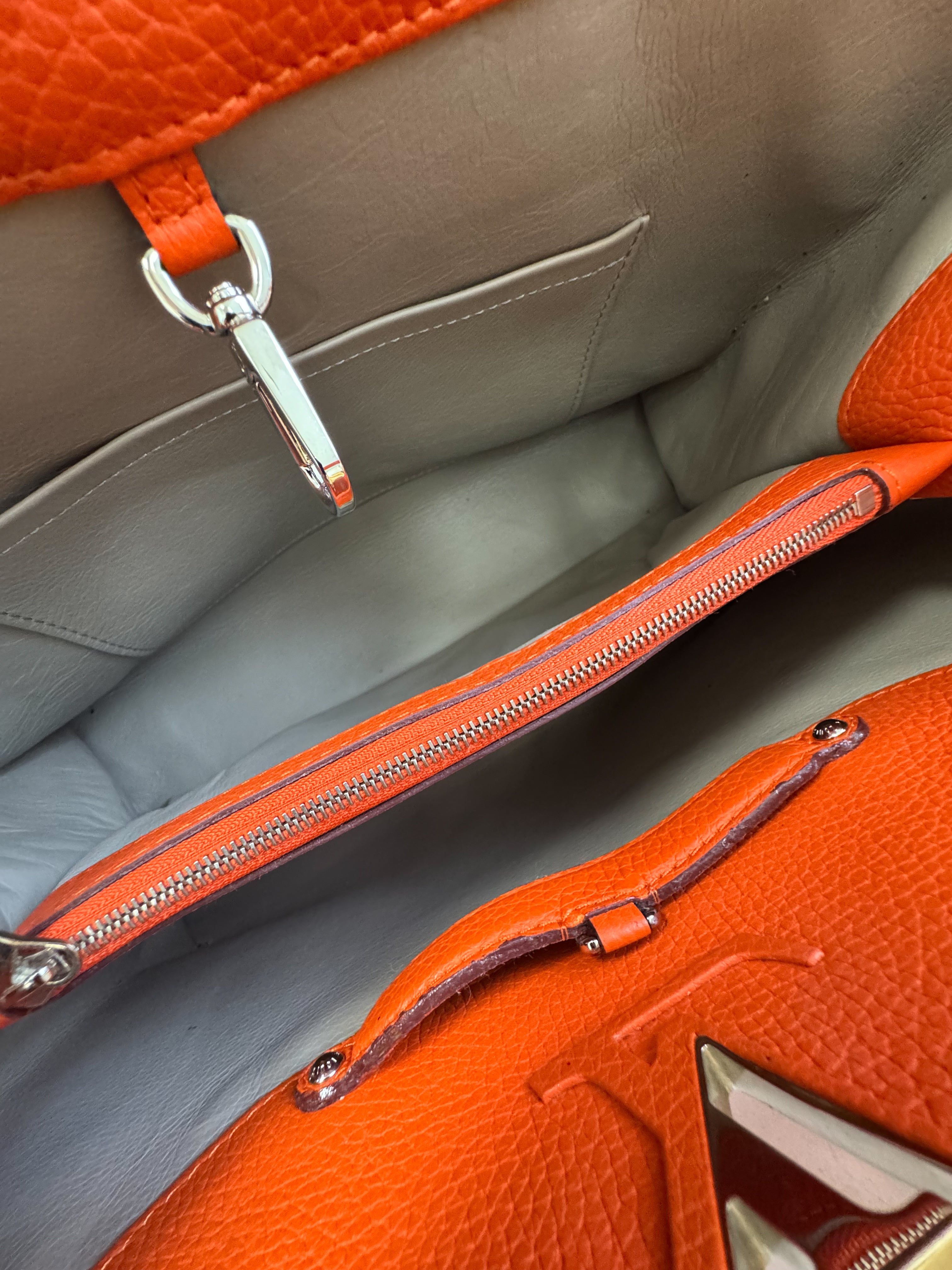 Louis Vuitton Capucines GM