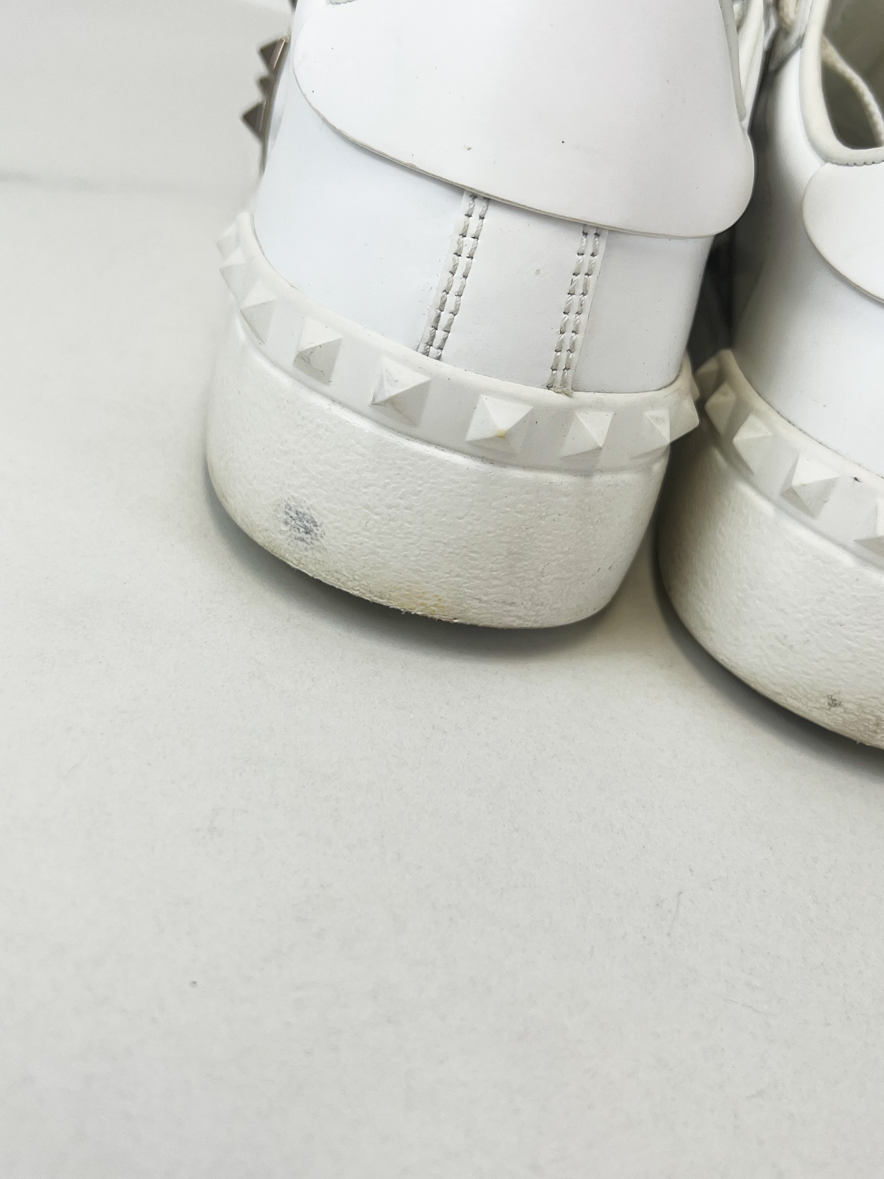 Valentino Garavani Rockstud Open Low-Top Sneaker Size 40.5