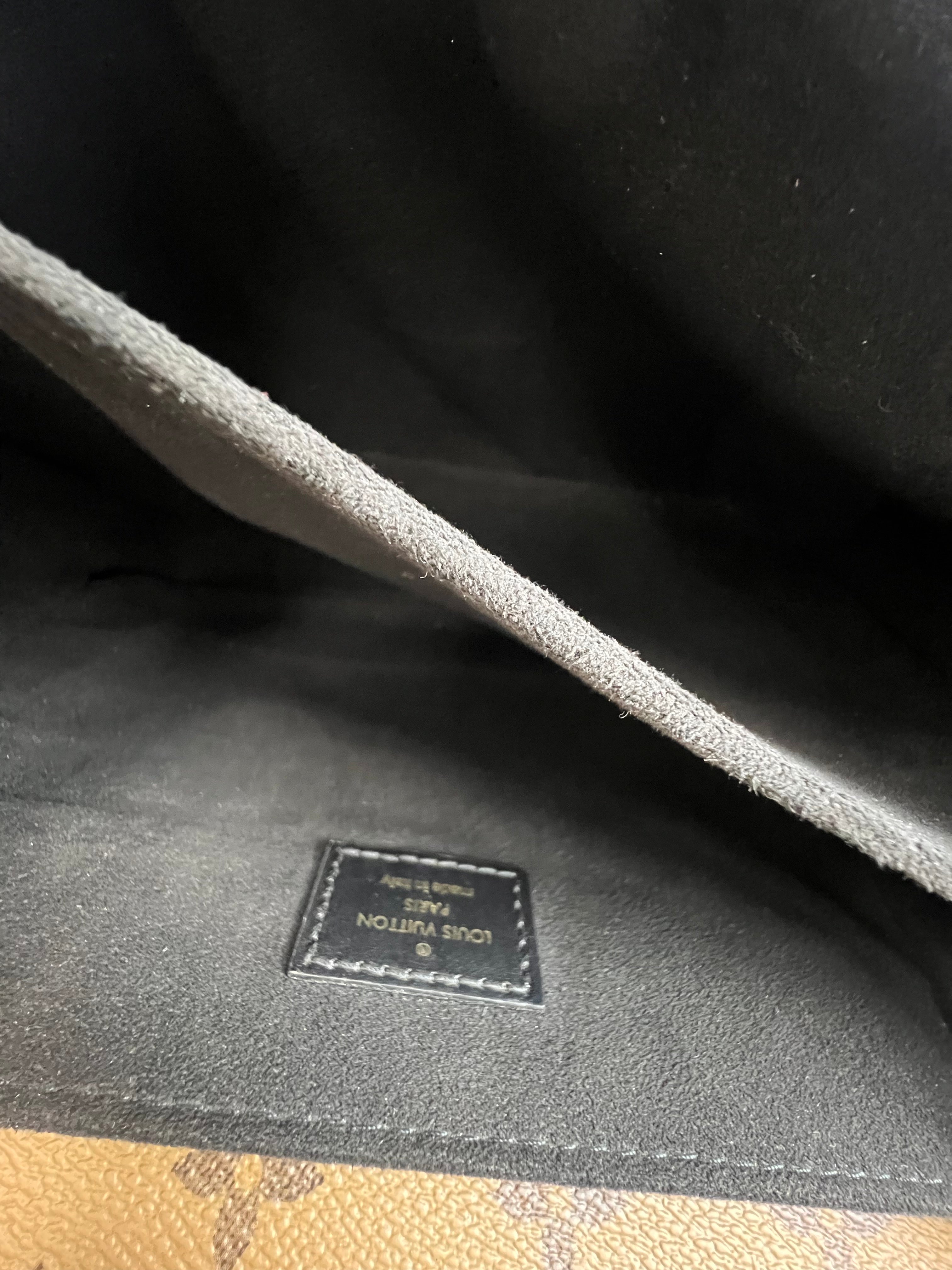 Louis Vuitton Monogram Reverse Pochette Metis