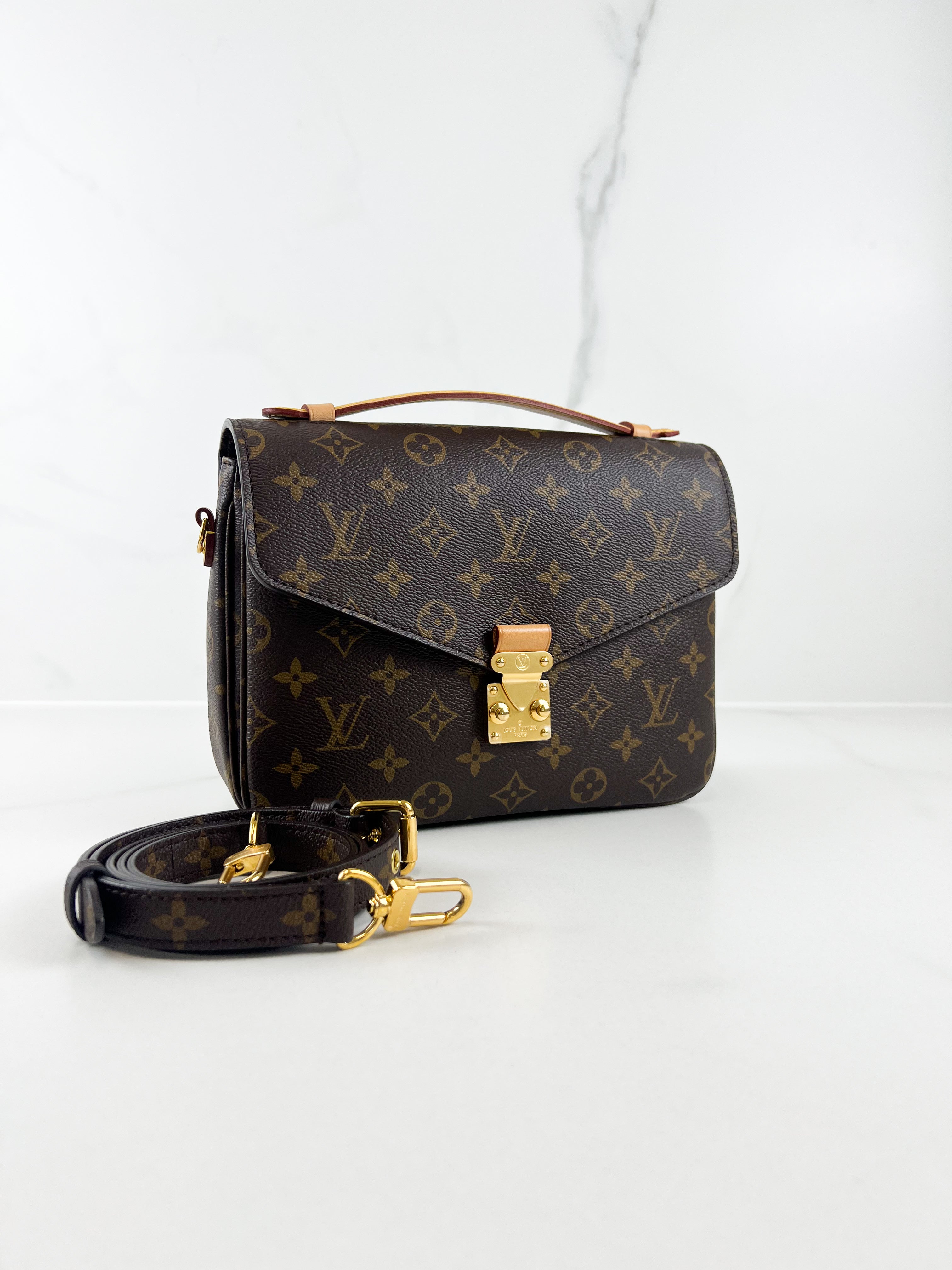 Louis Vuitton Monogram Canvas Pochette Metis