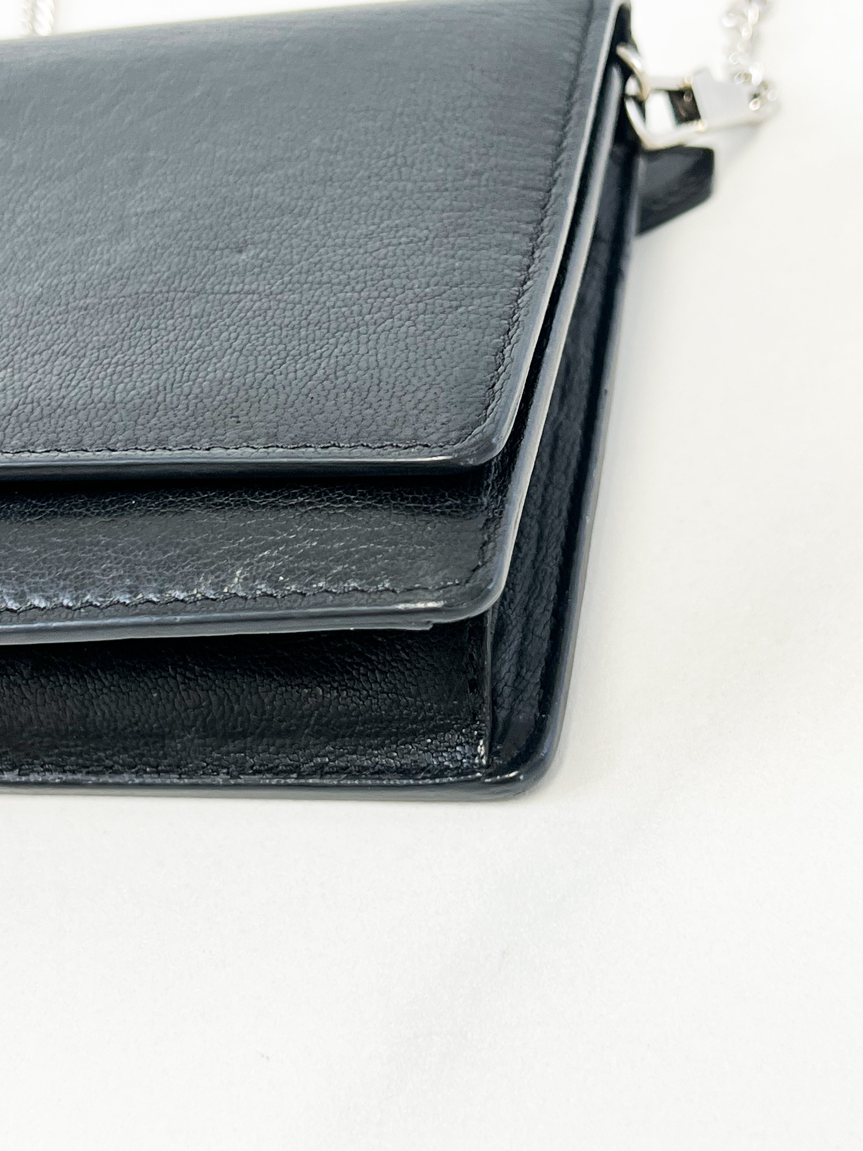 Givenchy Pandora Wallet on Chain