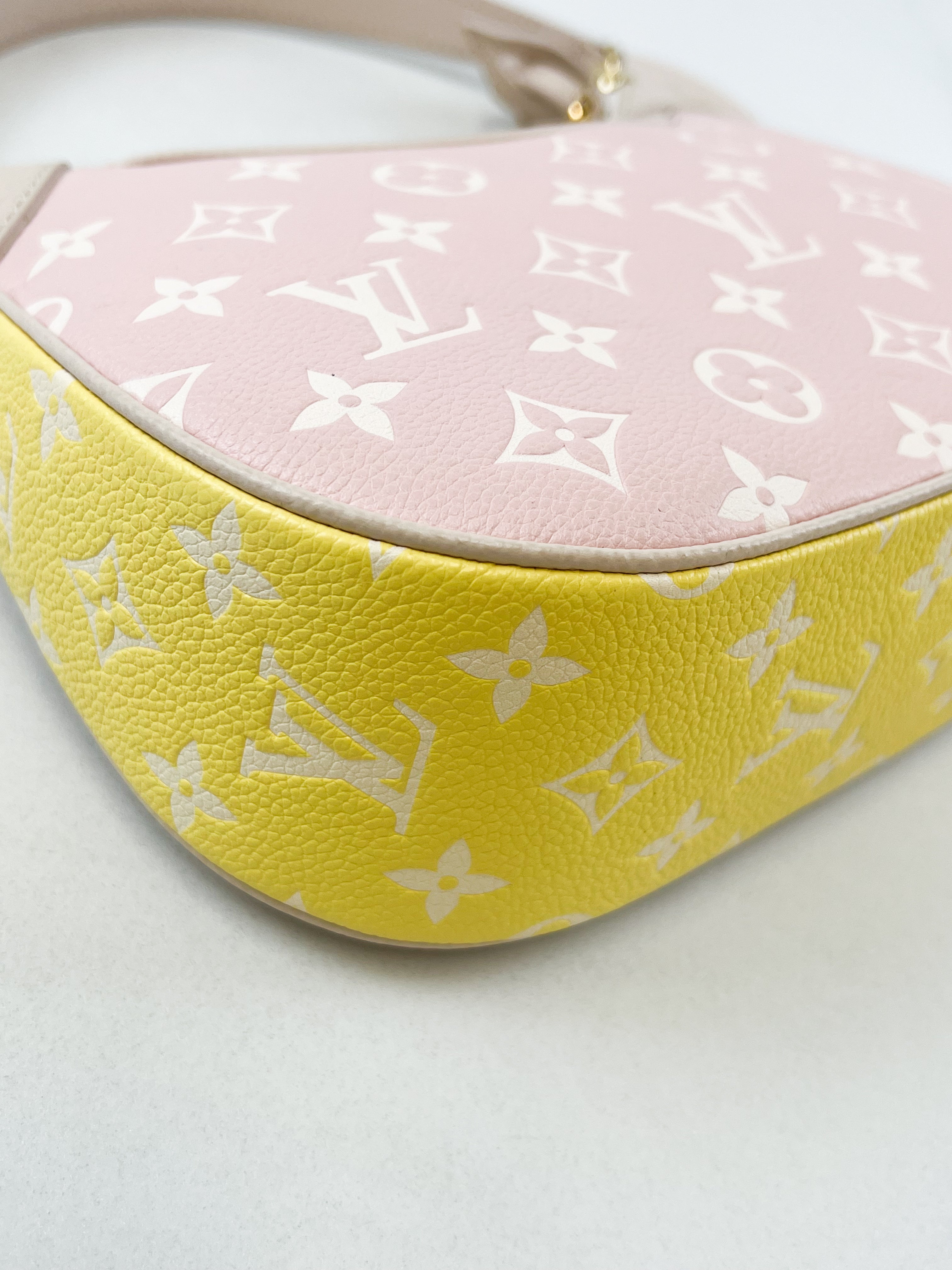 Louis Vuitton Bagatelle Rose Beige in Cowhide Leather with Gold Hardware