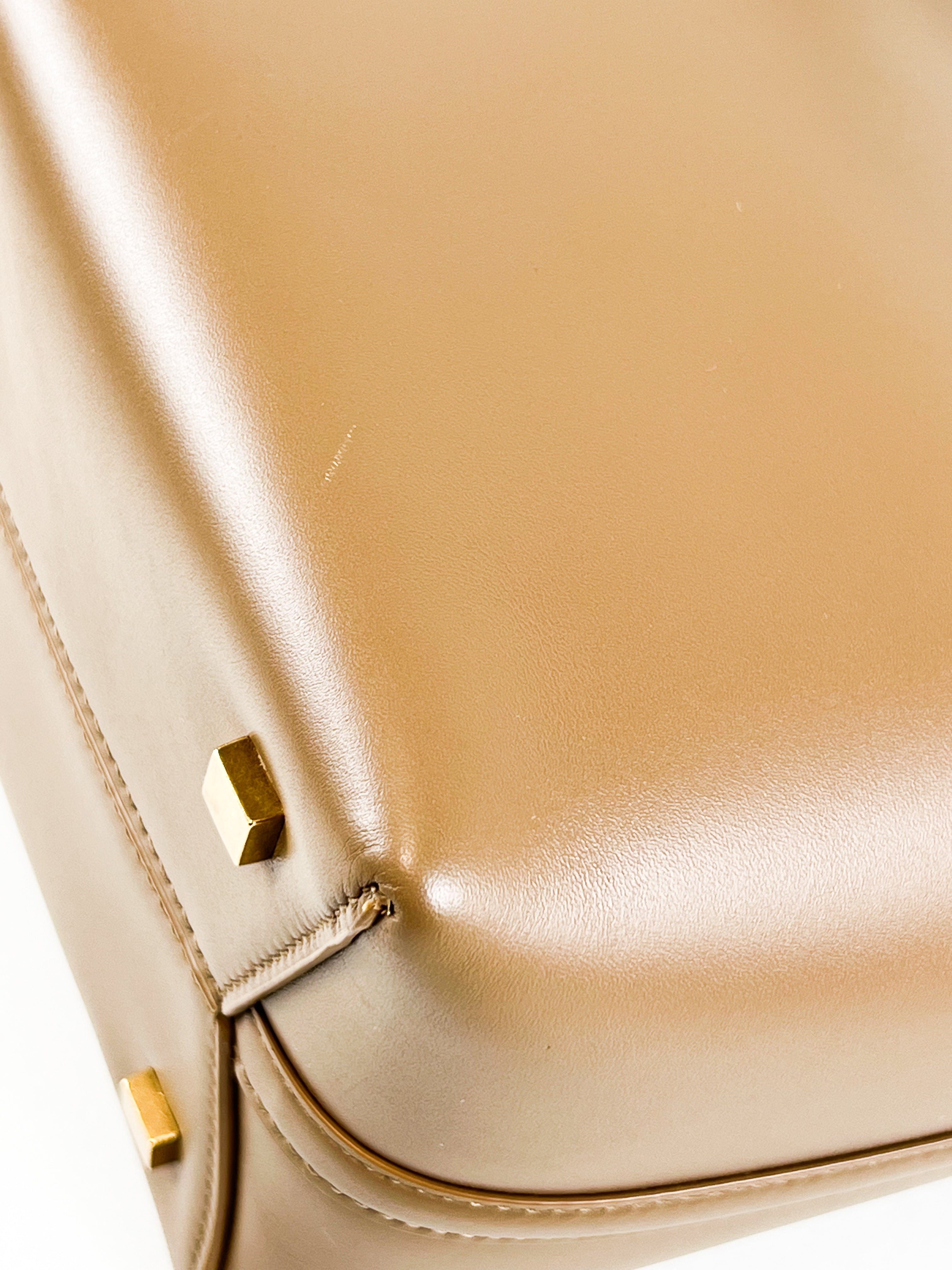 Saint Laurent LE 37 Small in Shiny Leather