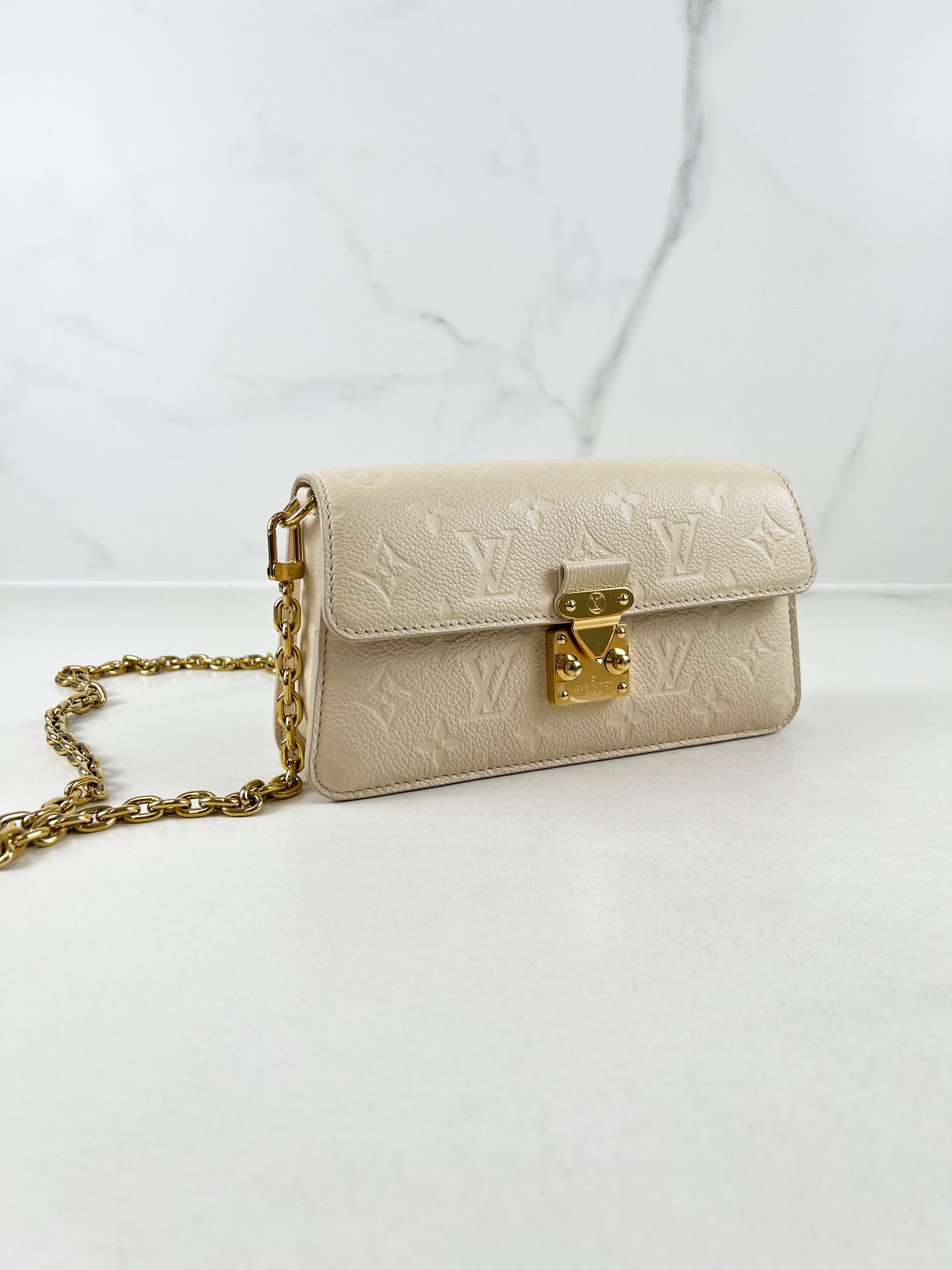 Louis Vuitton Metis Wallet on Chain