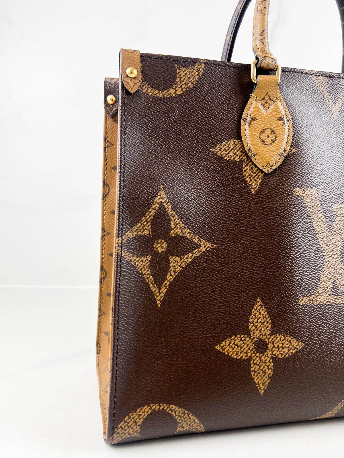 Louis Vuitton Reverse Onthego MM