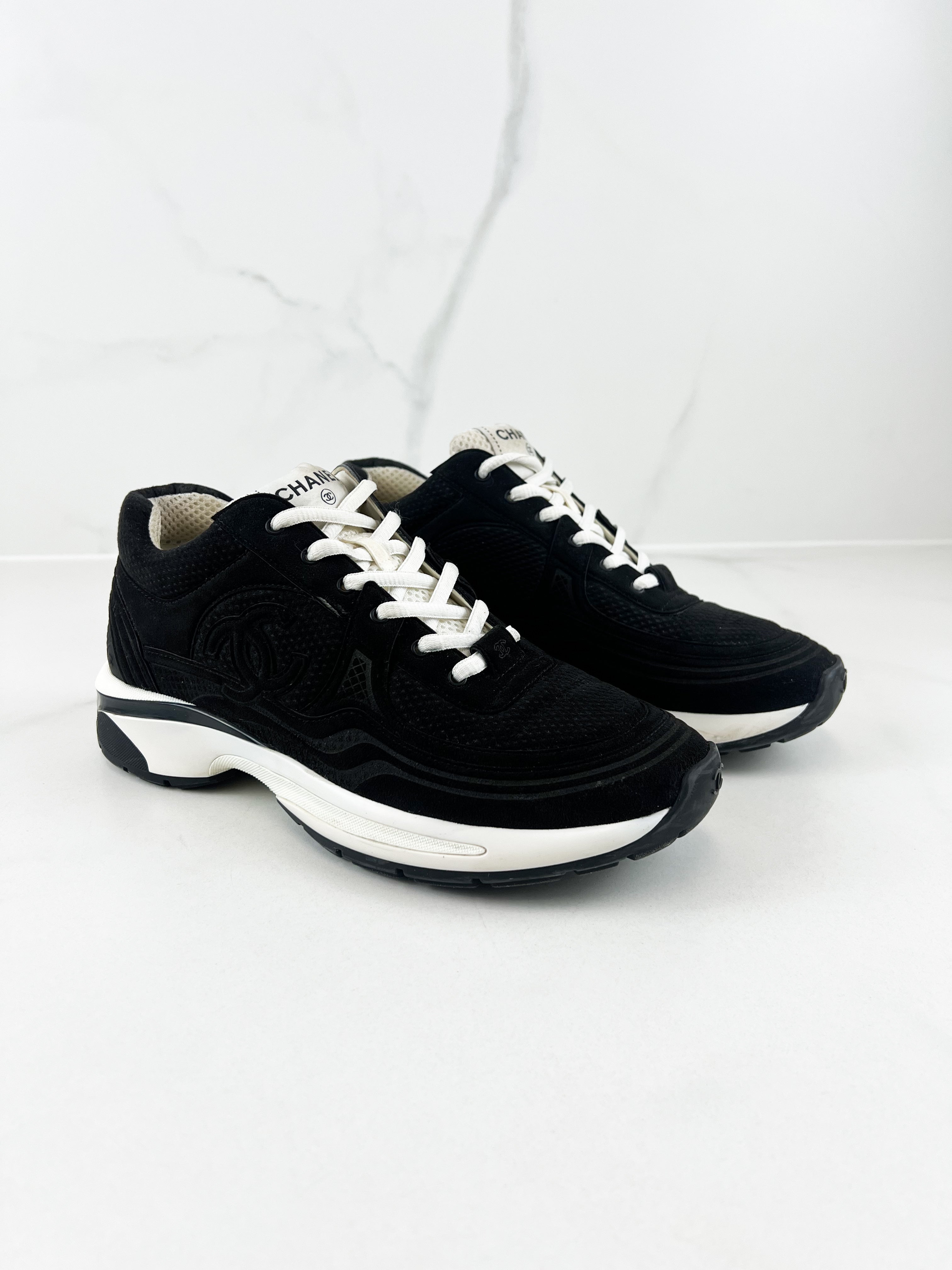 Chanel CC Velvet Calfskin & Mixed Fibers Sneaker Size 39