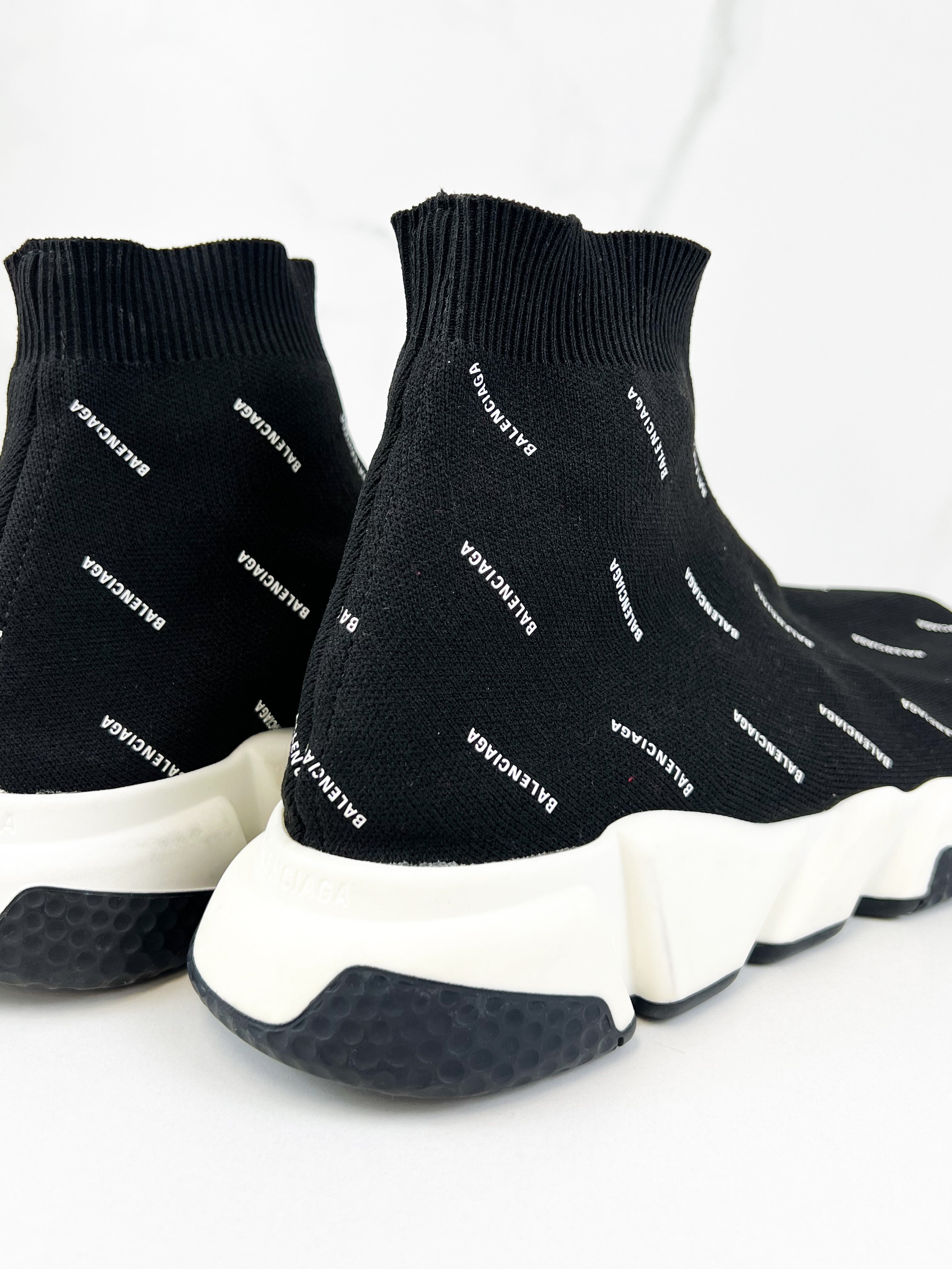 Balenciaga Logo Mens Speed Sneaker Size 9US