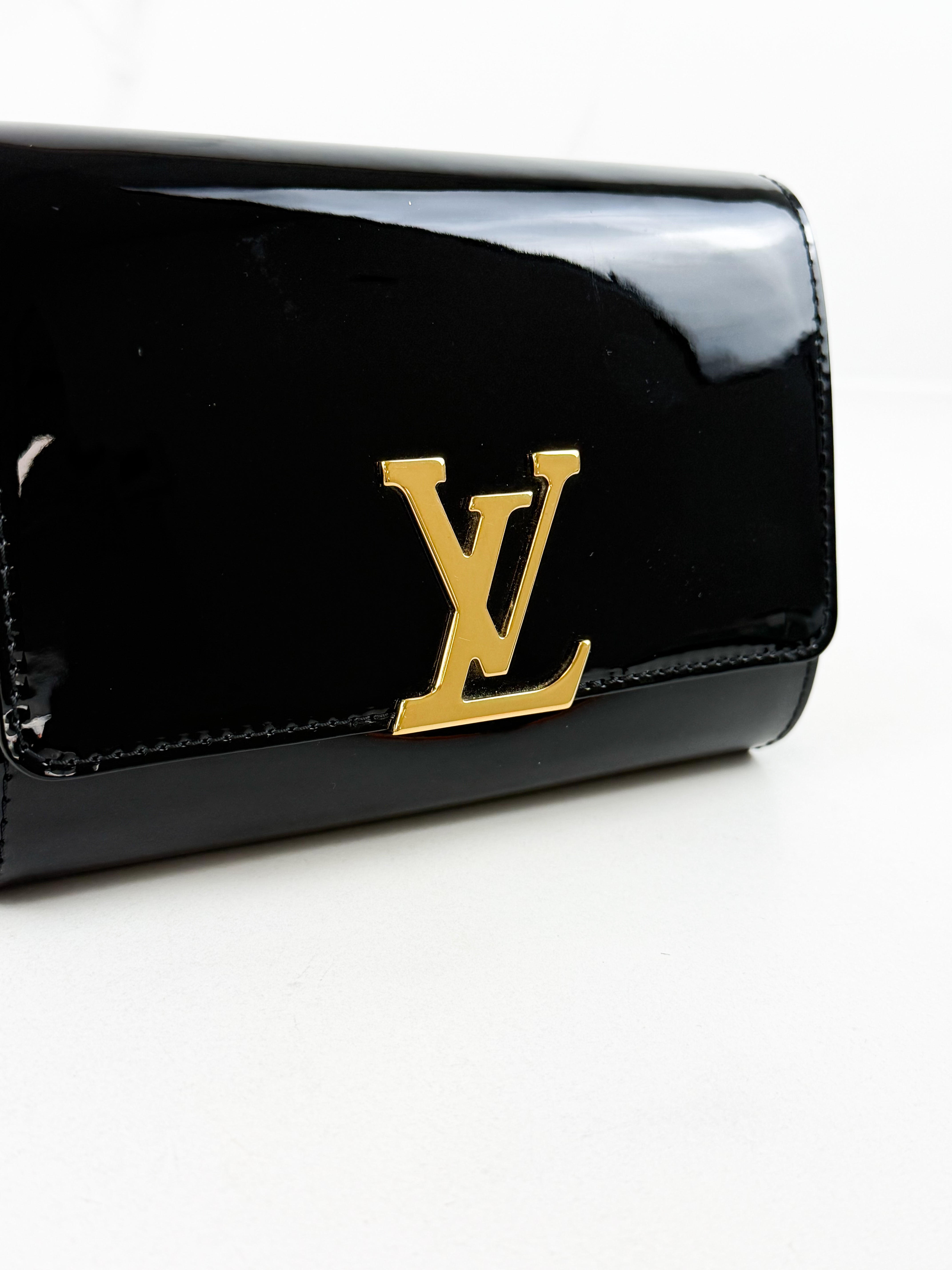 Louis Vuitton Patent Black St Louise Chain Bag